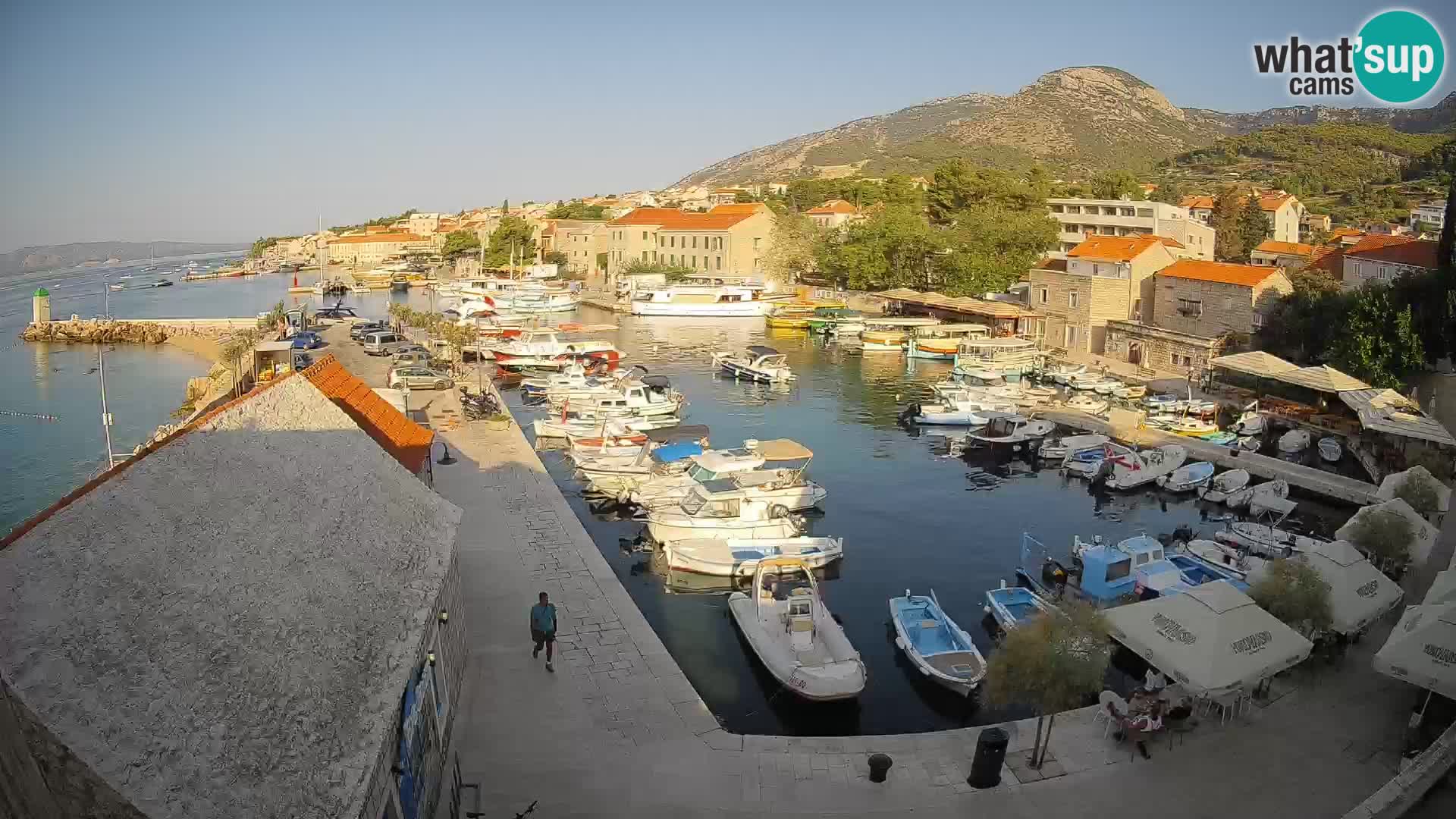 Webcam Bol Hafen – Liveblick auf Bol Riva & Marina