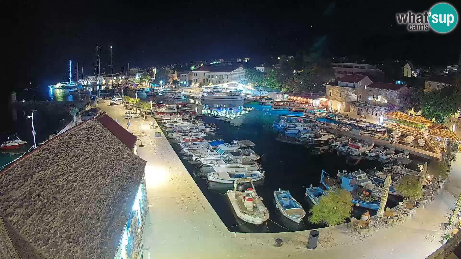 Webcam Bol Harbour – Live View of Bol Riva & Marina
