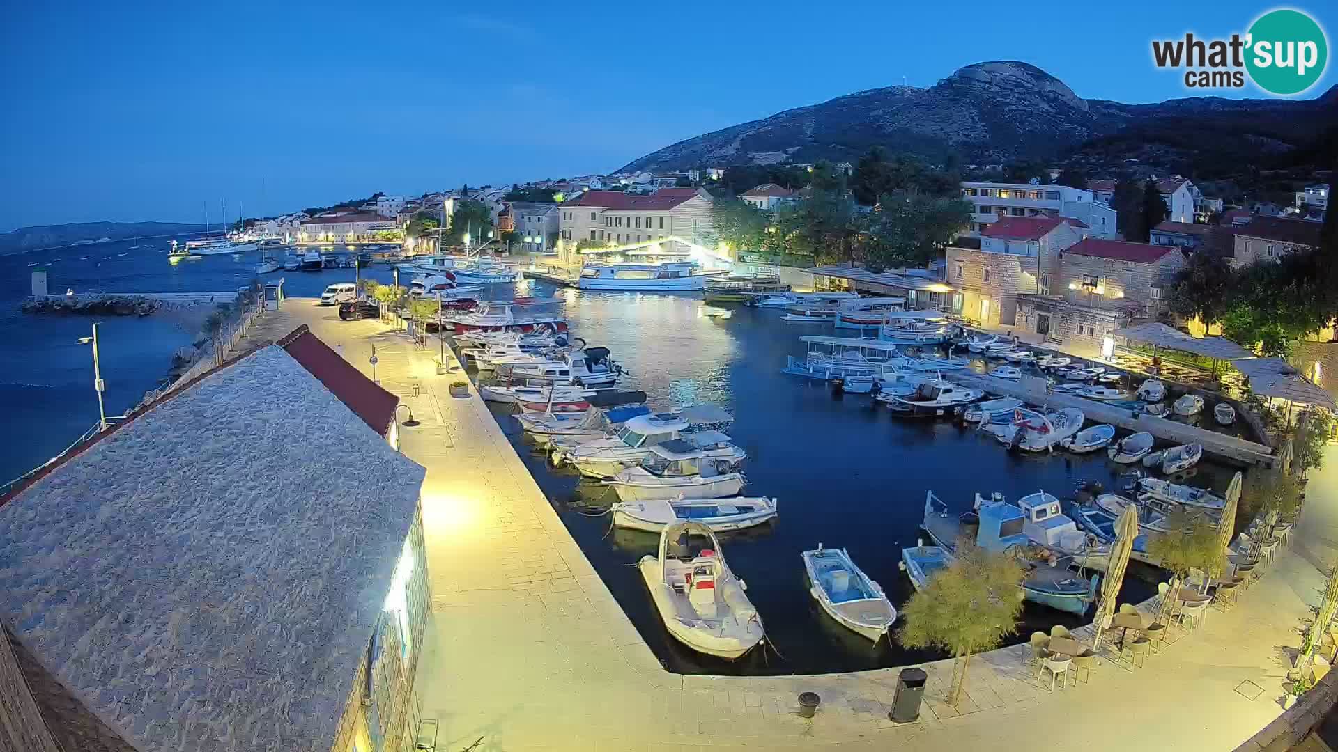 Webcam Bol Harbour – Live View of Bol Riva & Marina