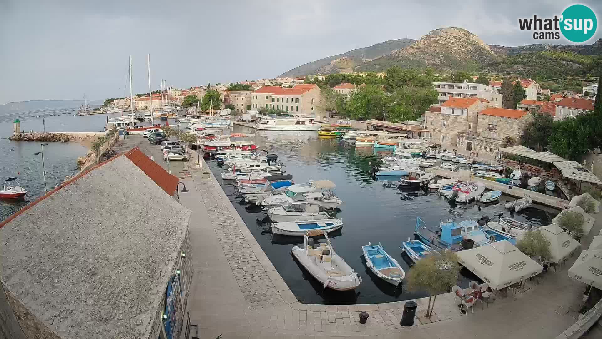 Webcam Bol Hafen – Liveblick auf Bol Riva & Marina