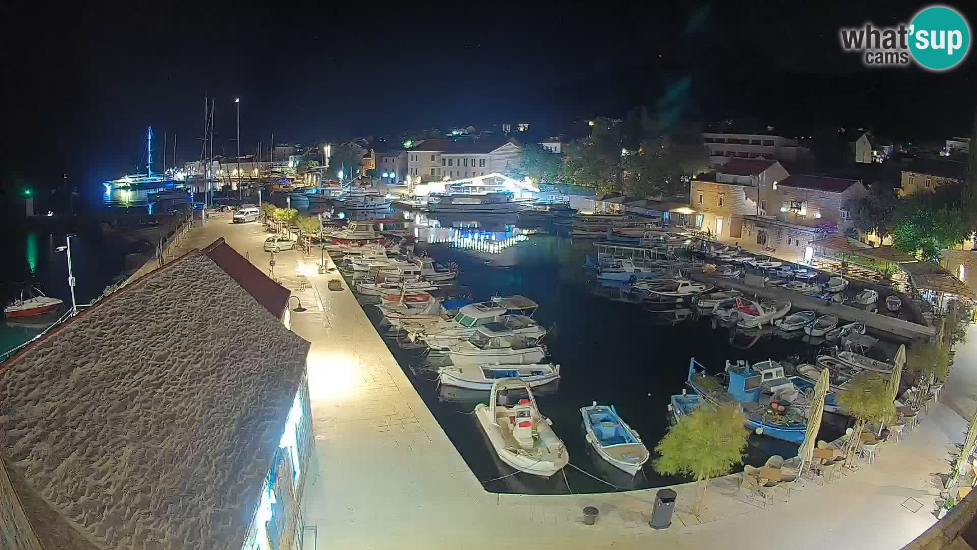 Webcam Bol Harbour – Live View of Bol Riva & Marina