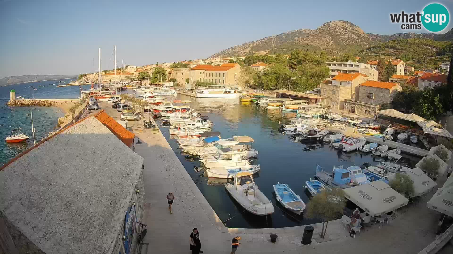 Webcam Bol Hafen – Liveblick auf Bol Riva & Marina