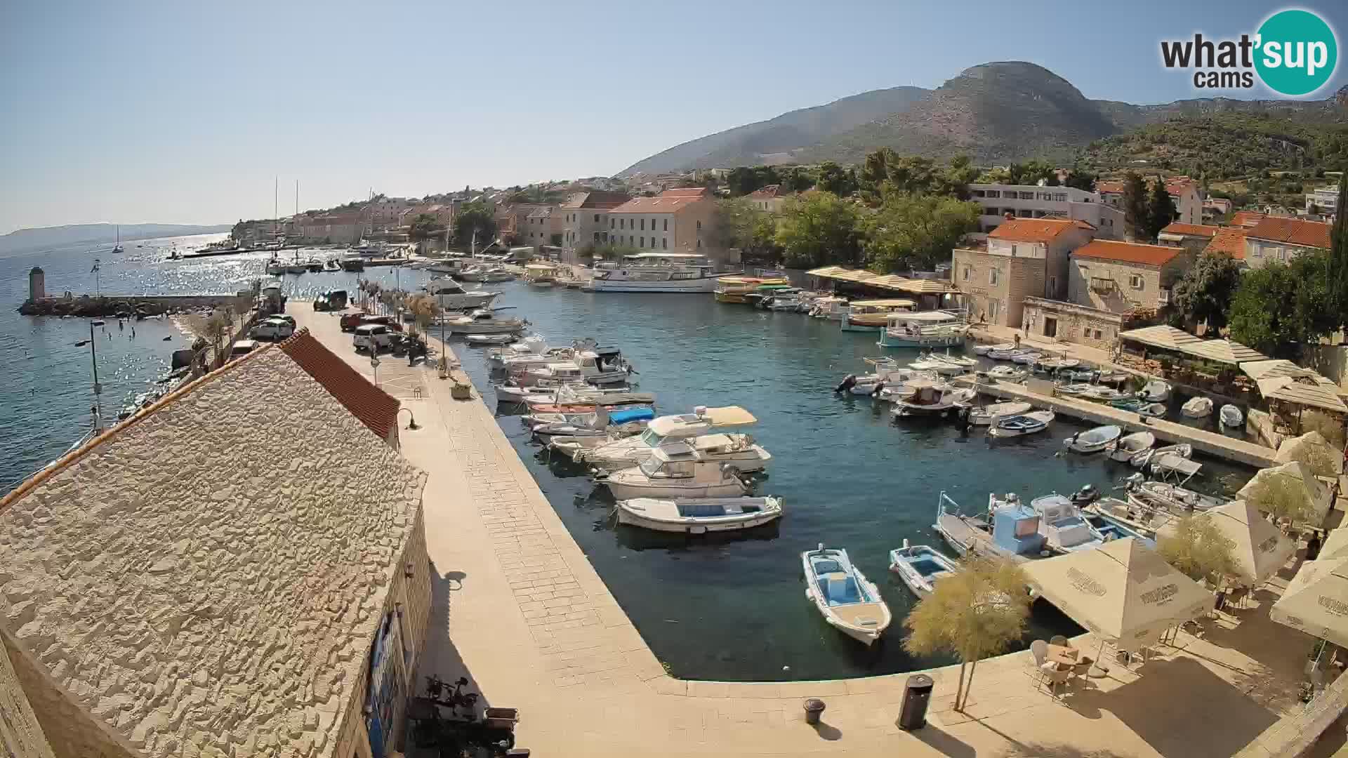 Webcam Bol Harbour – Live View of Bol Riva & Marina