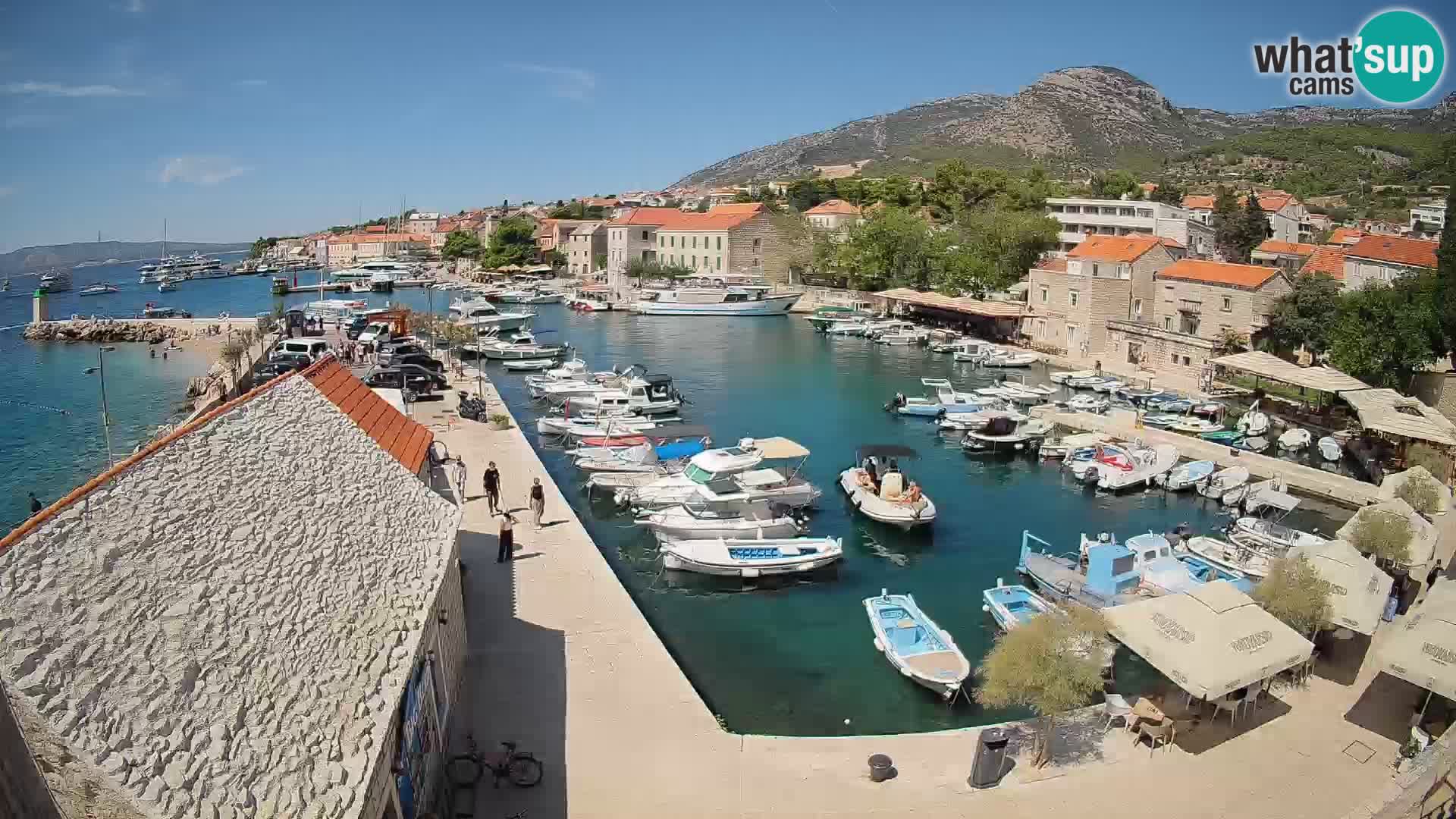Webcam Bol Hafen – Liveblick auf Bol Riva & Marina