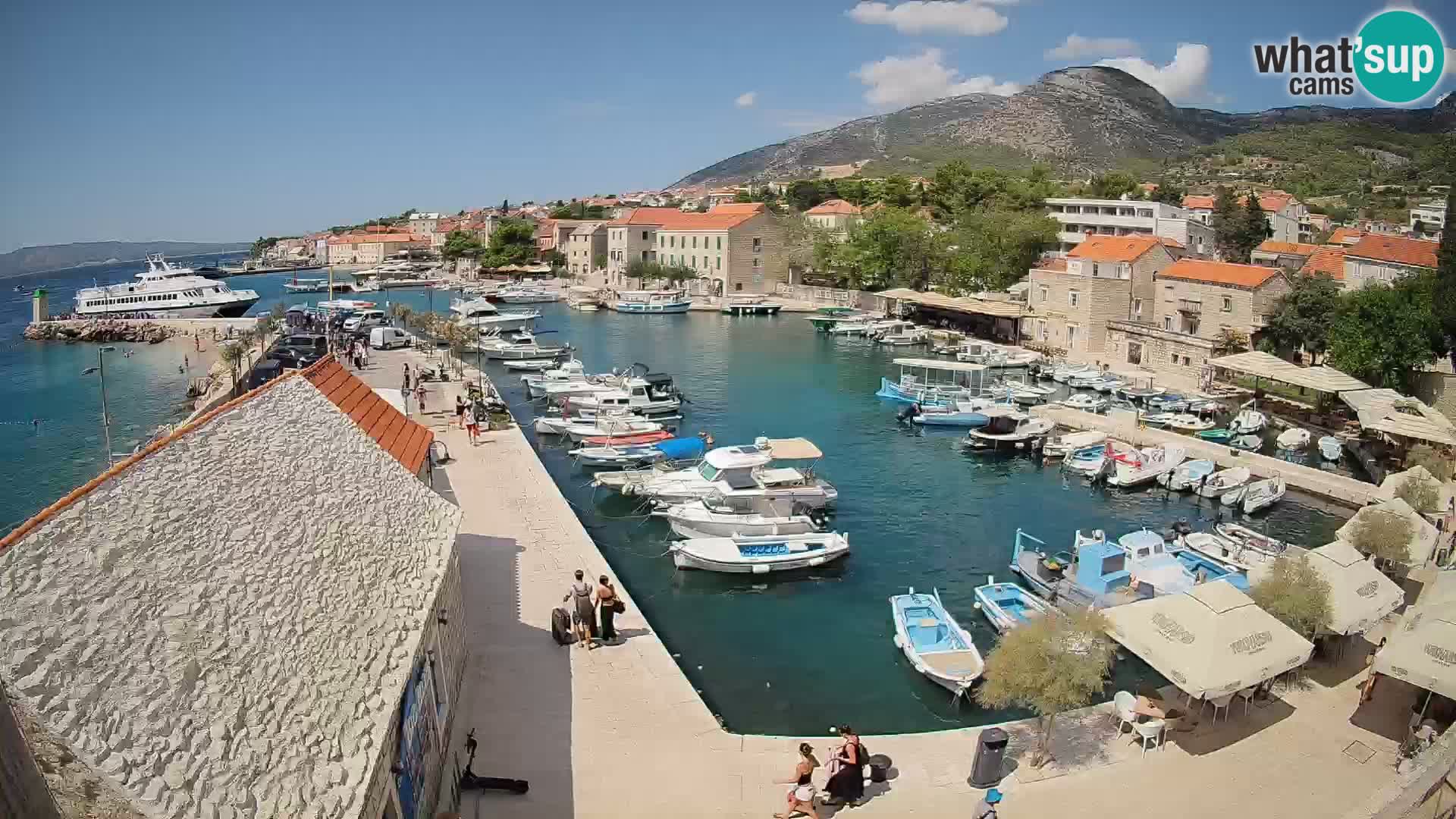 Webcam porto di Bol – Vista live sulla Riva e Marina