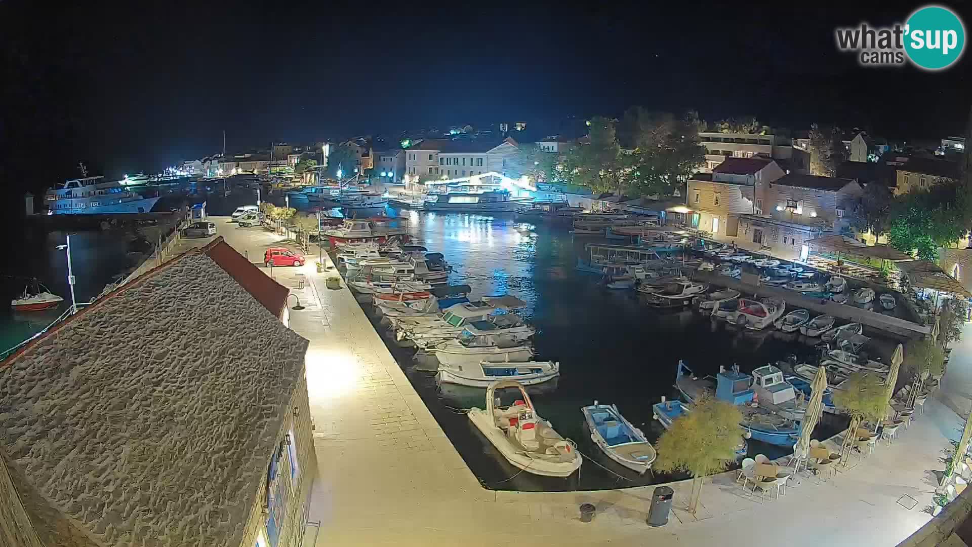Webcam Bol Hafen – Liveblick auf Bol Riva & Marina