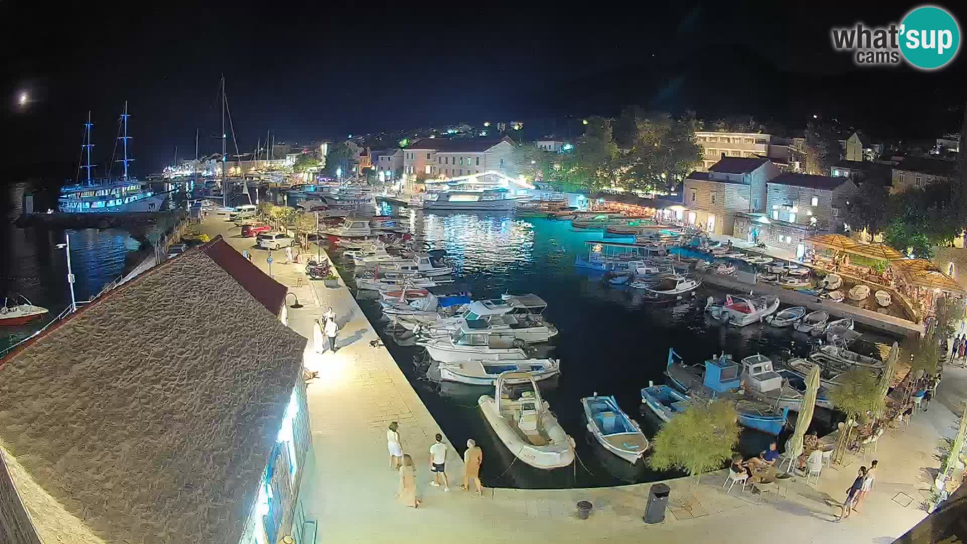 Webcam Bol Harbour – Live View of Bol Riva & Marina