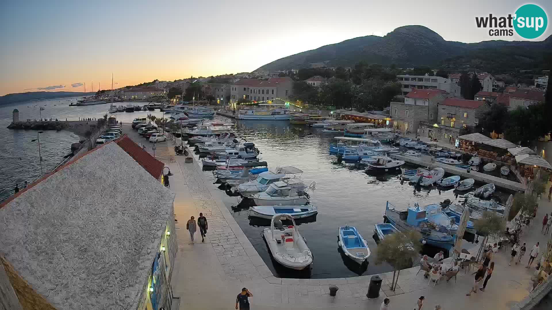 Webcam Bol Harbour – Live View of Bol Riva & Marina