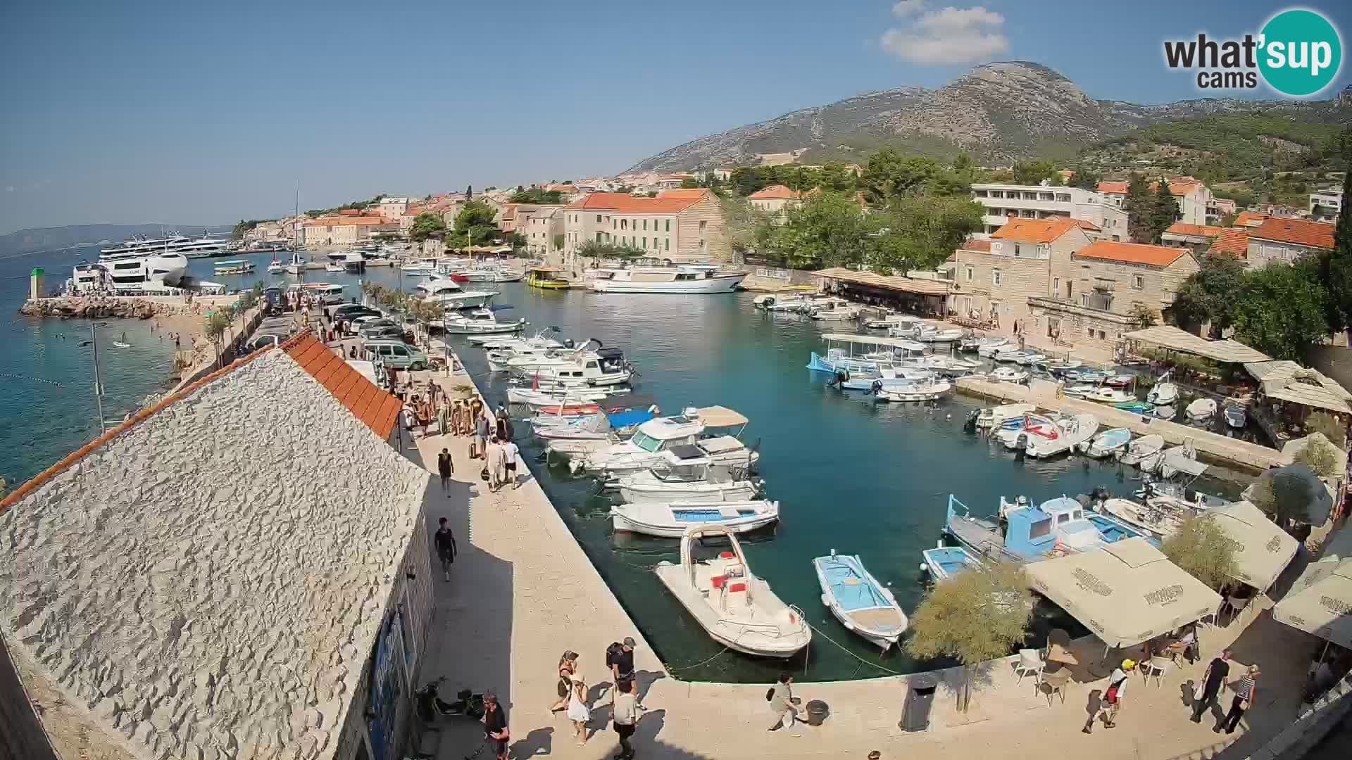 Webcam Bol Hafen – Liveblick auf Bol Riva & Marina
