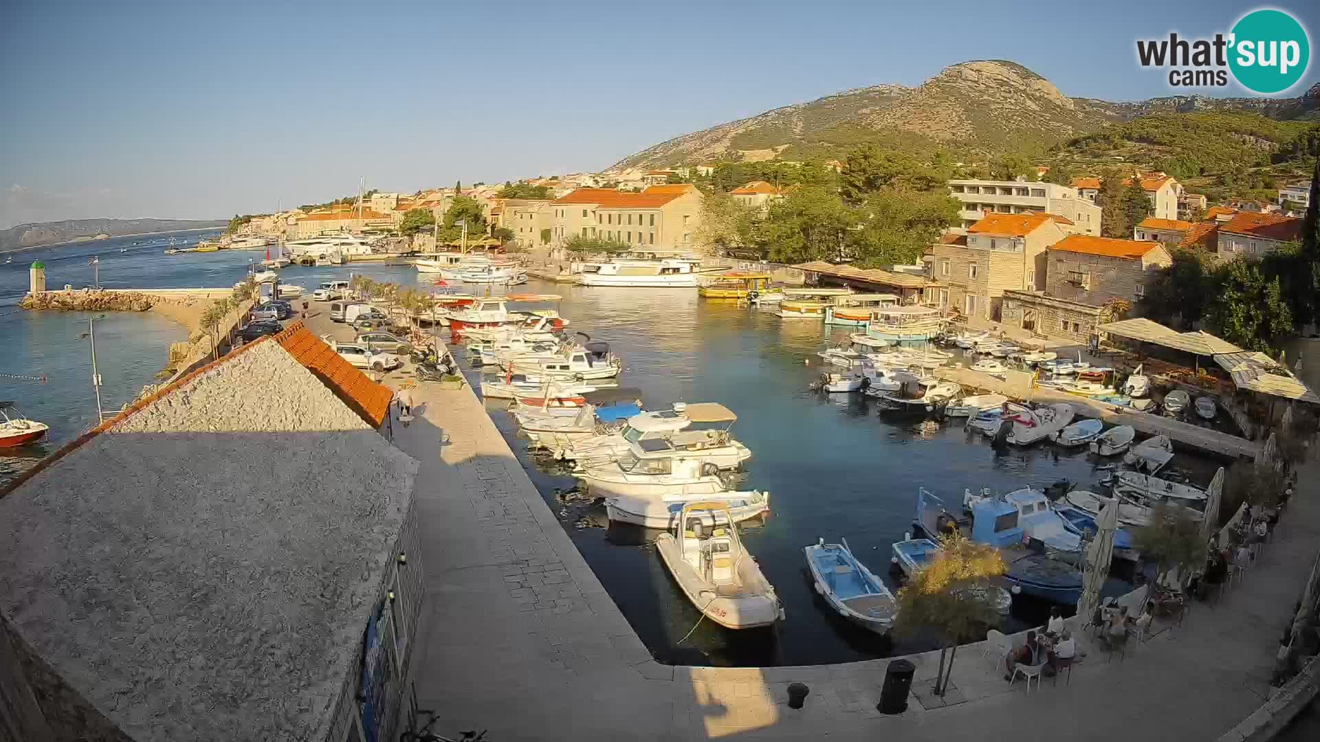 Webcam Bol Harbour – Live View of Bol Riva & Marina
