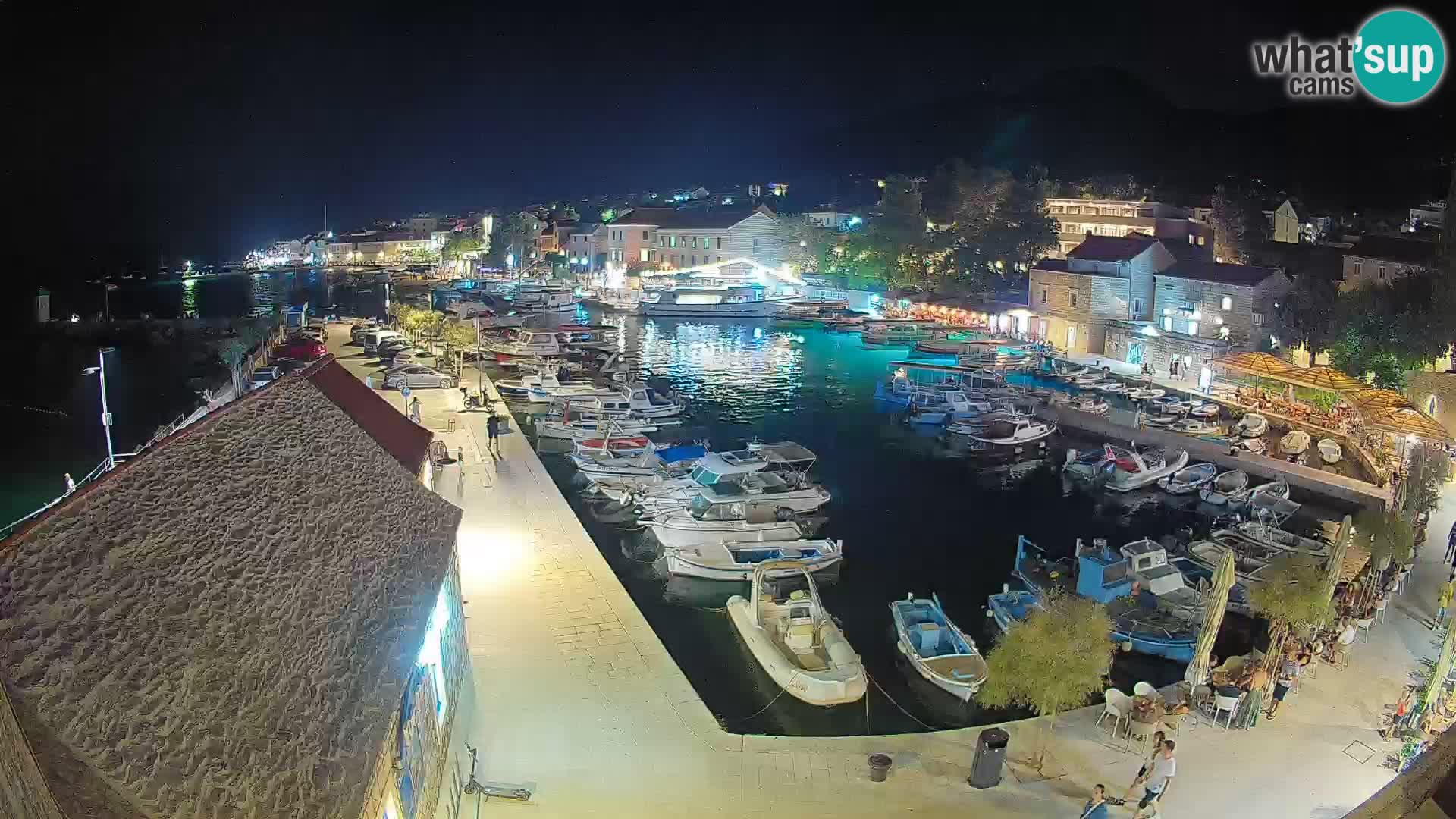 Webcam Bol Hafen – Liveblick auf Bol Riva & Marina