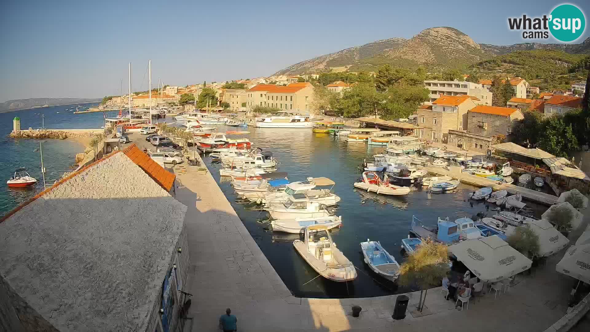 Webcam Bol Hafen – Liveblick auf Bol Riva & Marina