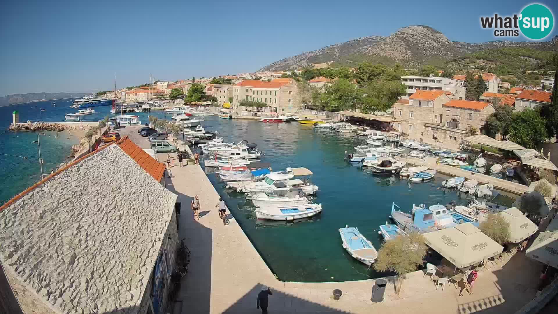 Webcam Bol Harbour – Live View of Bol Riva & Marina