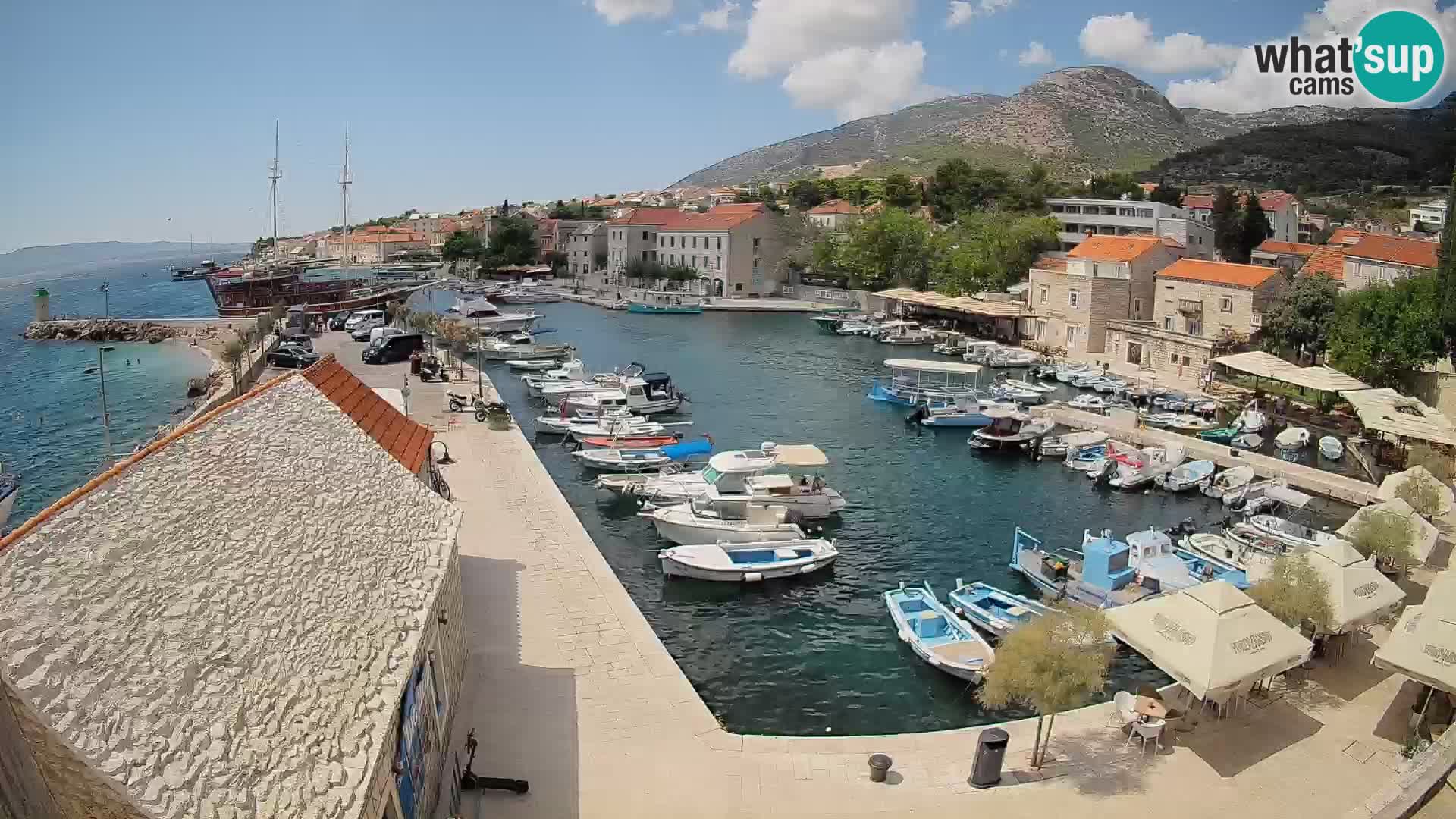 Webcam Bol Harbour – Live View of Bol Riva & Marina
