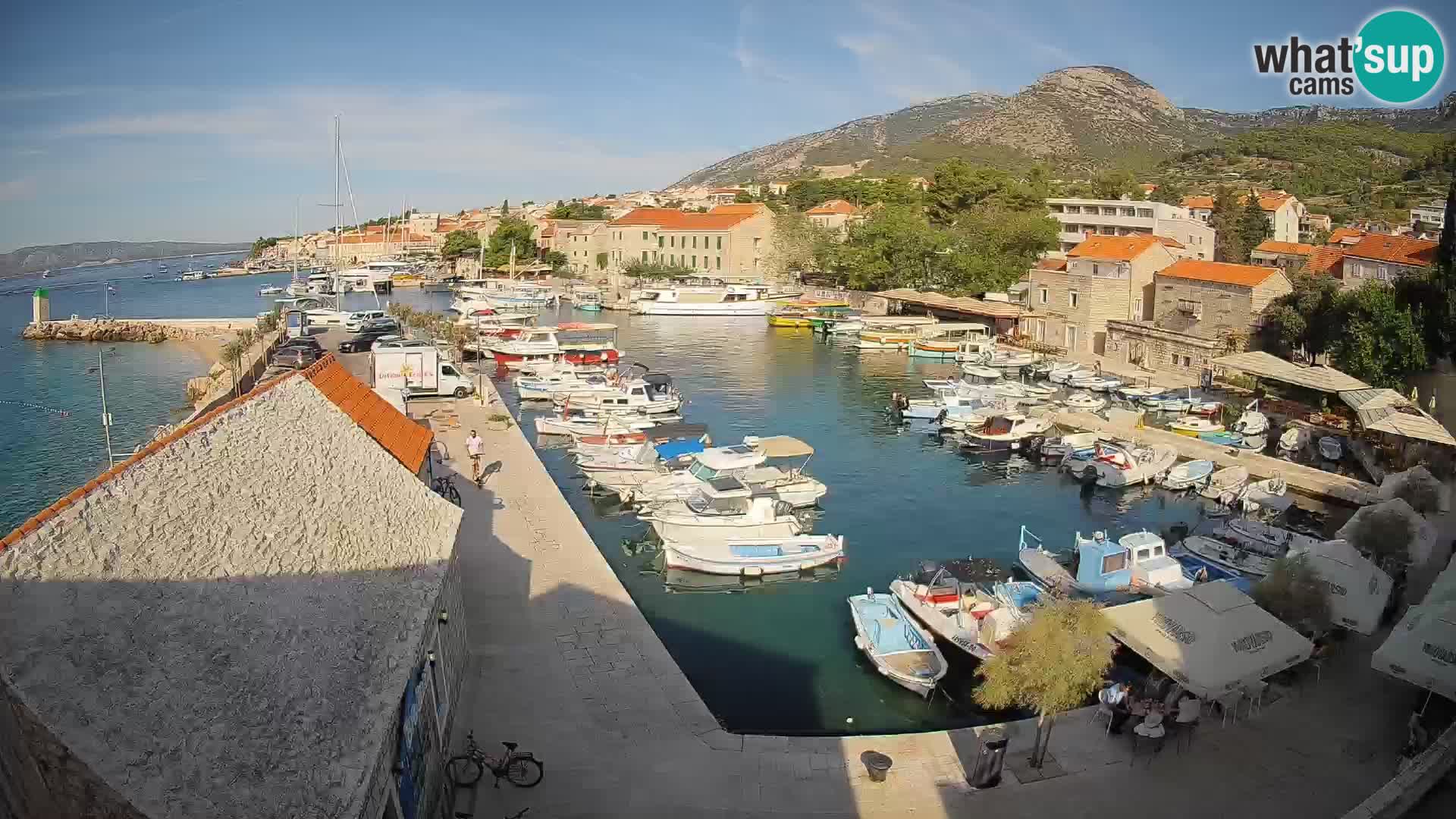 Webcam Bol Harbour – Live View of Bol Riva & Marina