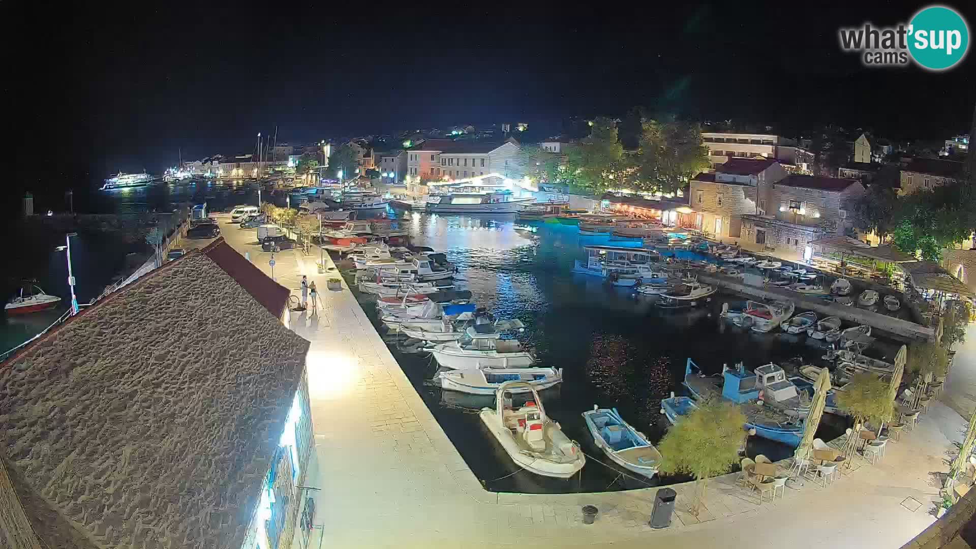 Webcam Bol Harbour – Live View of Bol Riva & Marina