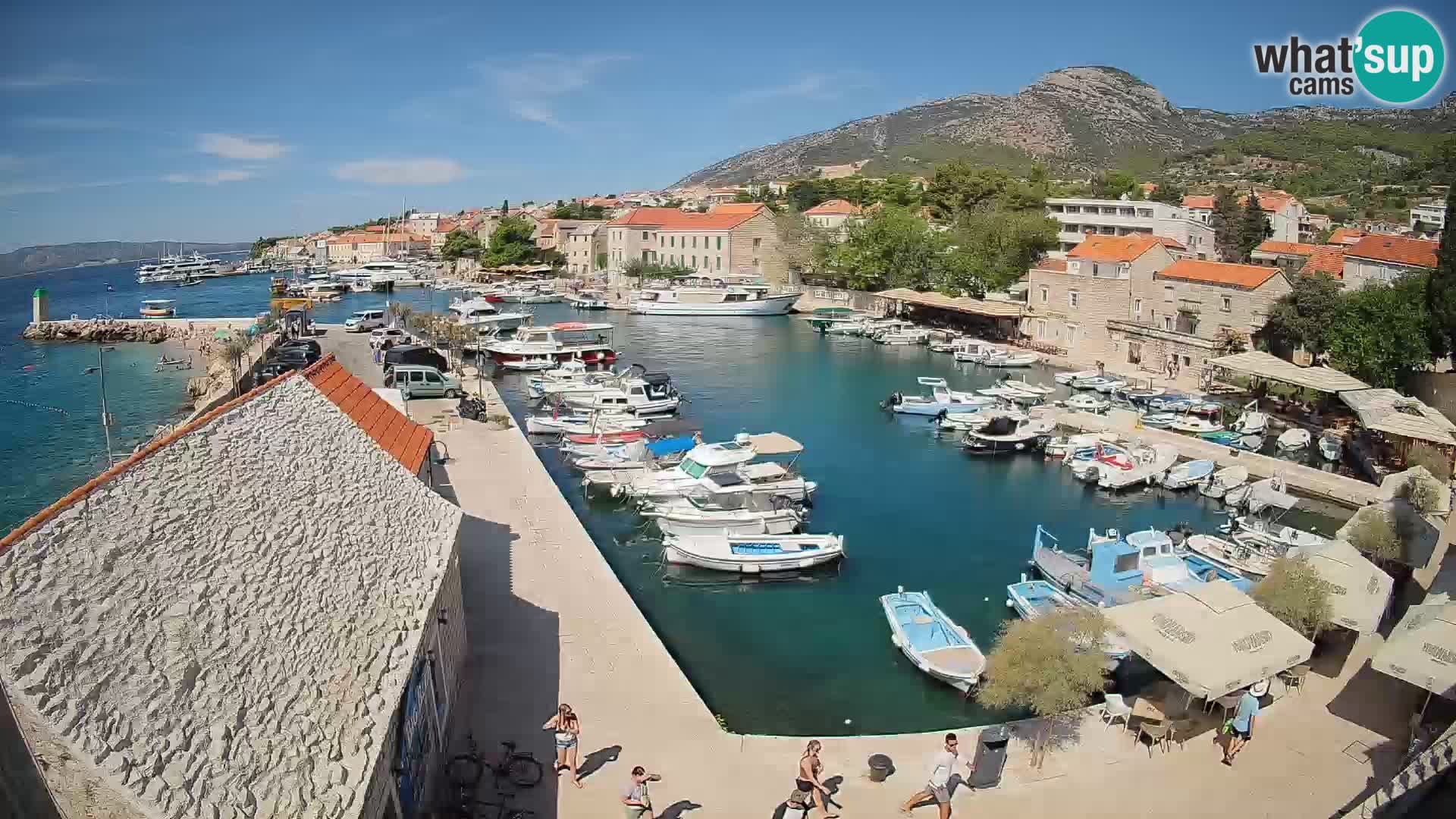 Webcam Bol Hafen – Liveblick auf Bol Riva & Marina