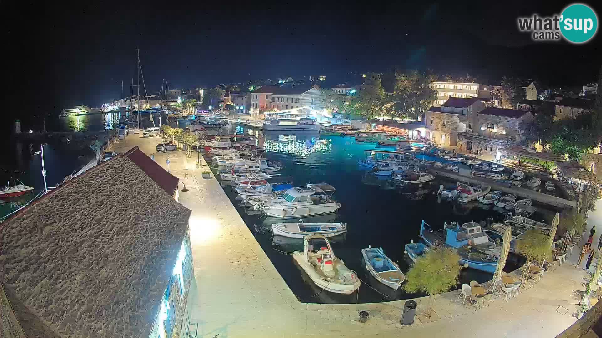 Webcam Bol Harbour – Live View of Bol Riva & Marina