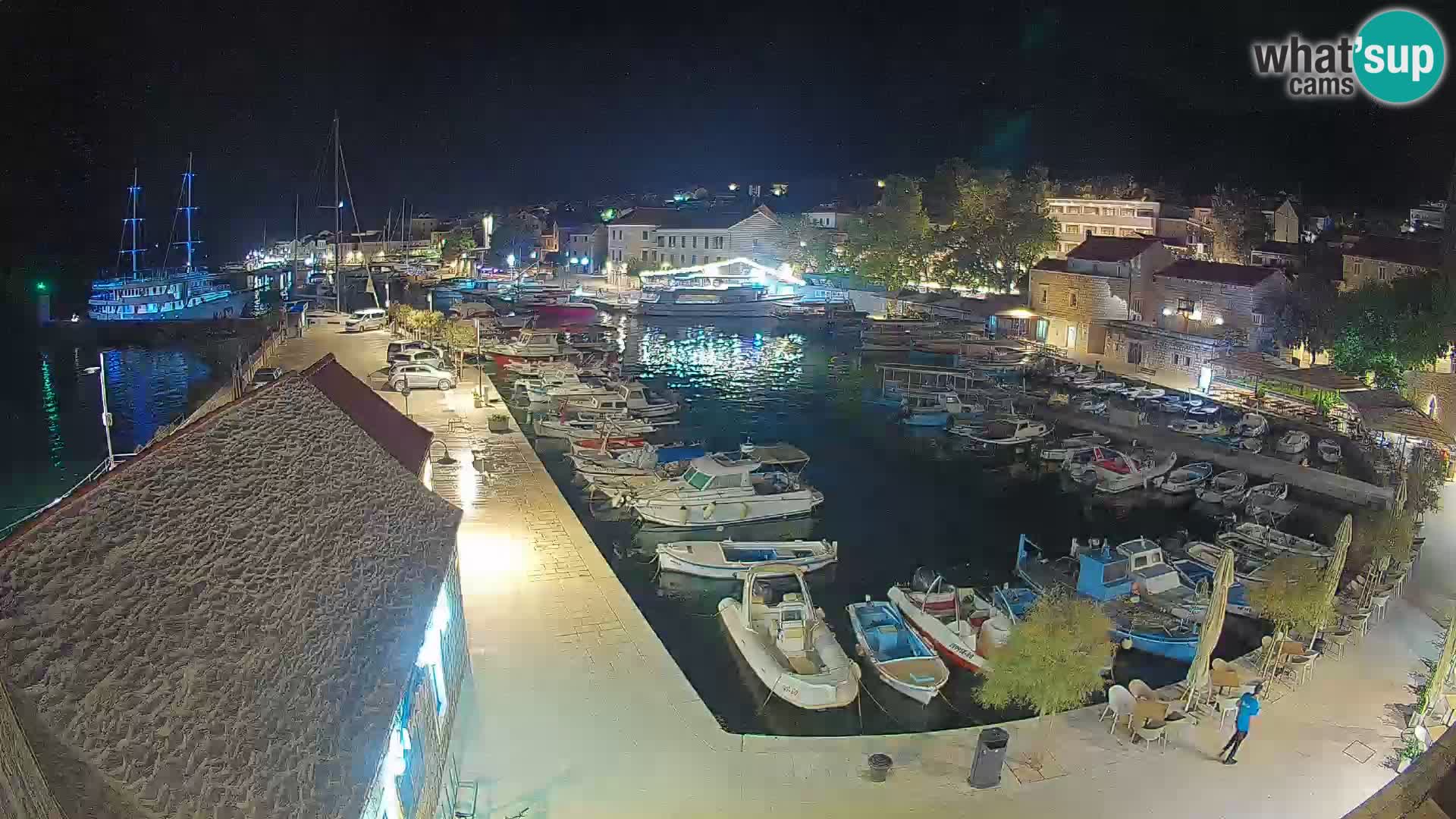 Webcam Bol Harbour – Live View of Bol Riva & Marina