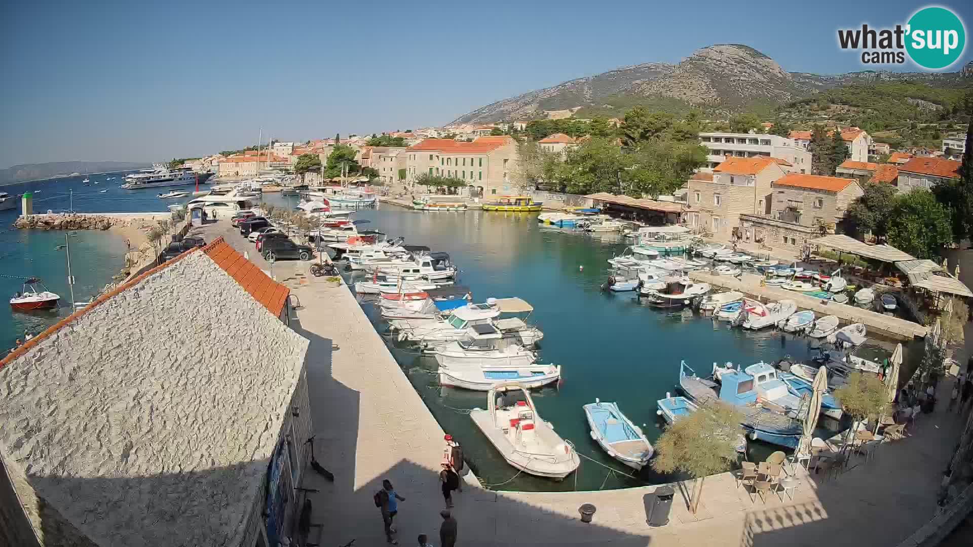 Webcam Bol Hafen – Liveblick auf Bol Riva & Marina