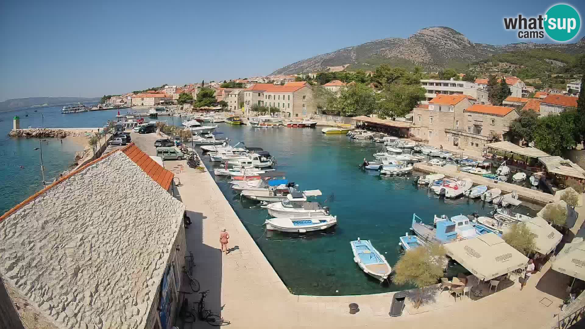 Webcam Bol Harbour – Live View of Bol Riva & Marina