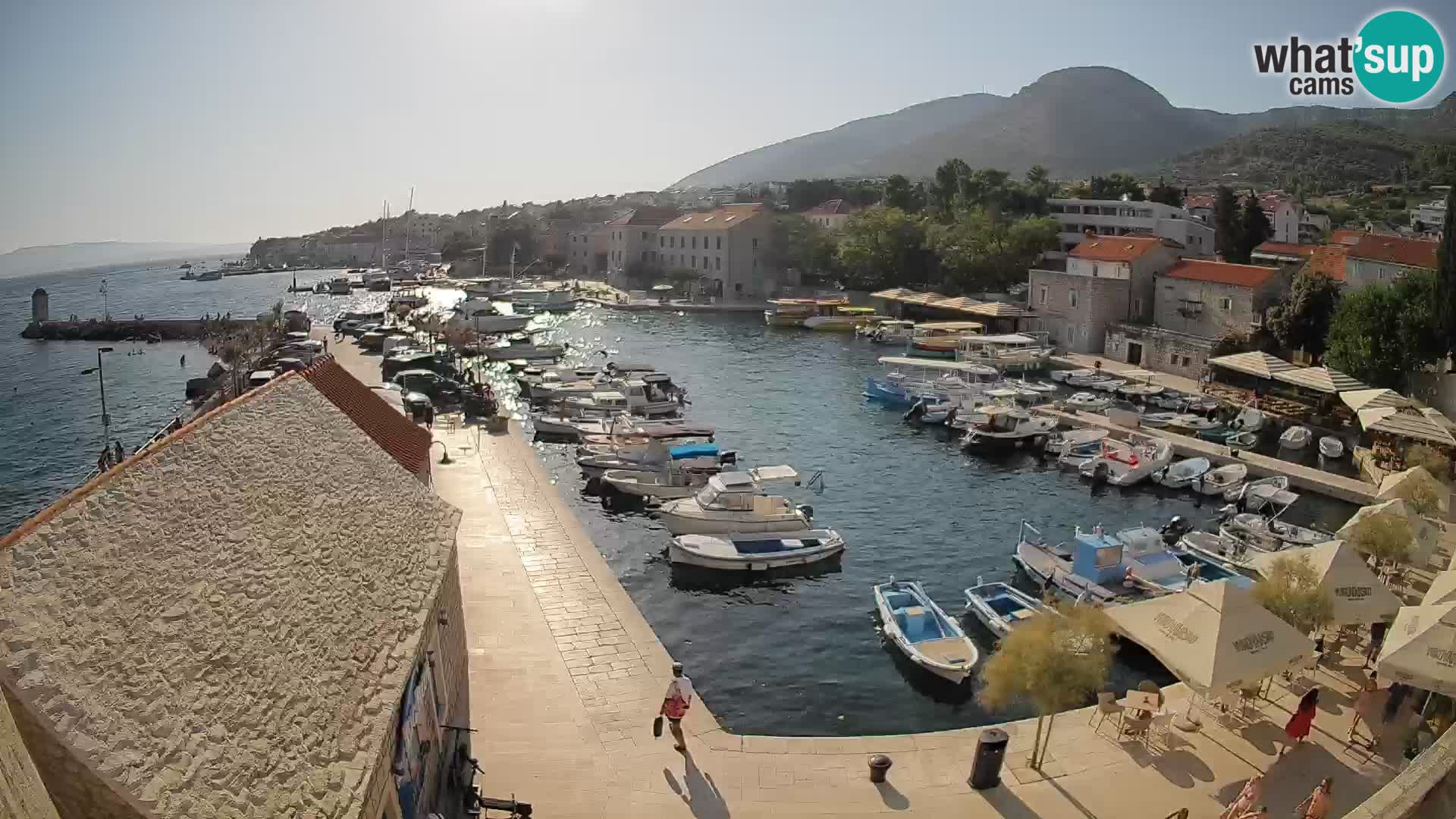 Webcam Bol Harbour – Live View of Bol Riva & Marina