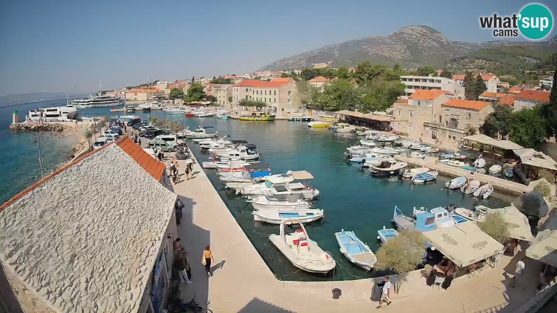 Webcam Bol Harbour – Live View of Bol Riva & Marina