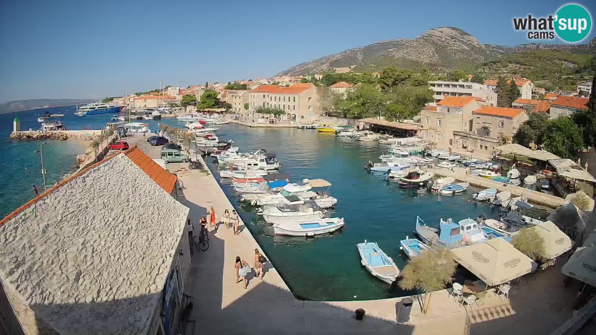 Webcam Bol Harbour – Live View of Bol Riva & Marina