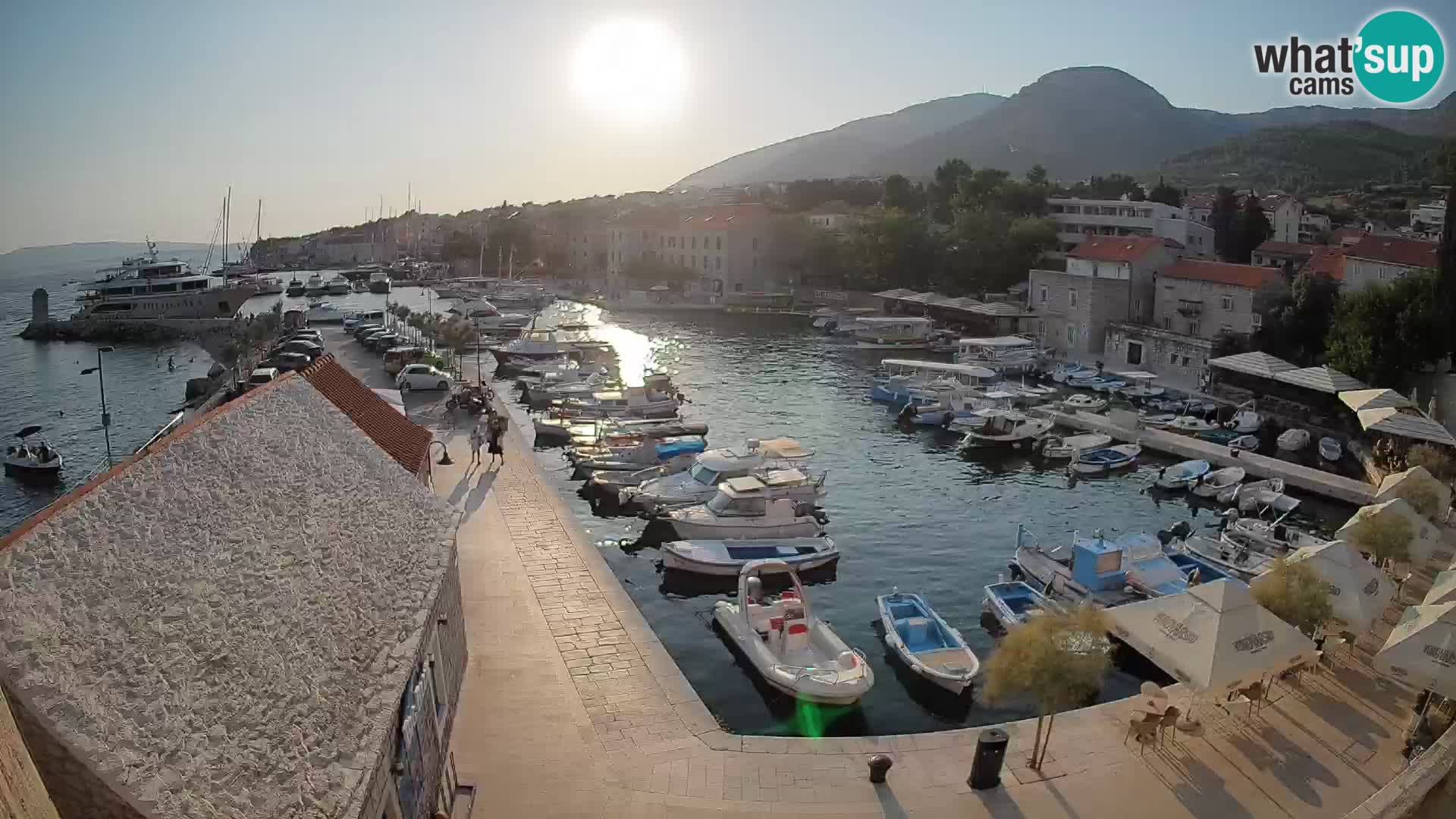 Webcam Bol Harbour – Live View of Bol Riva & Marina