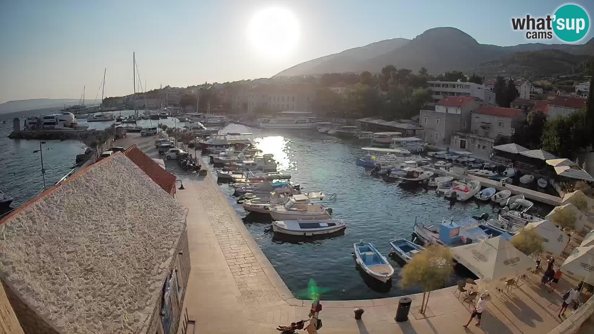 Webcam Bol Harbour – Live View of Bol Riva & Marina