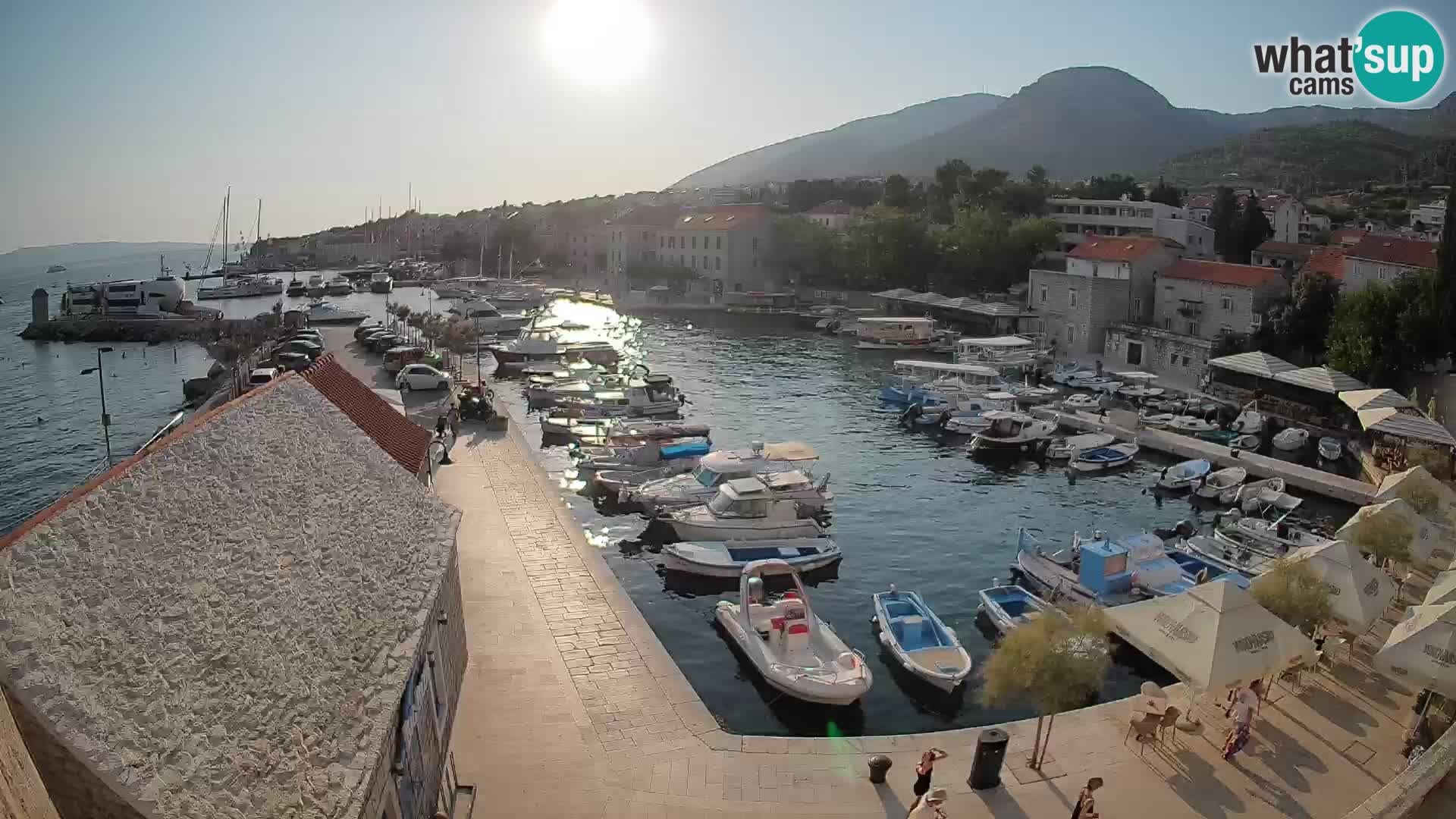 Webcam Bol Harbour – Live View of Bol Riva & Marina