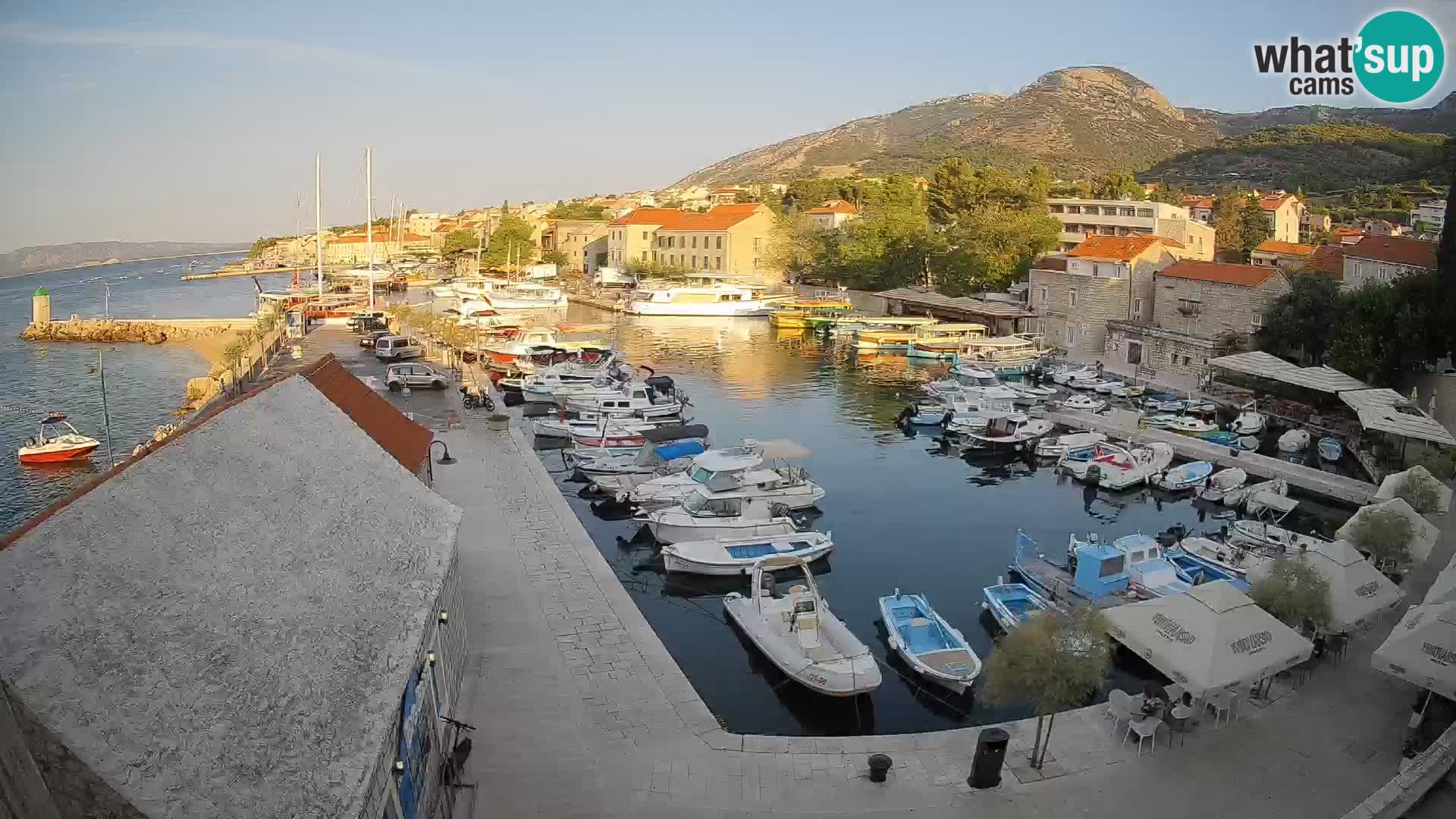 Webcam Bol Harbour – Live View of Bol Riva & Marina