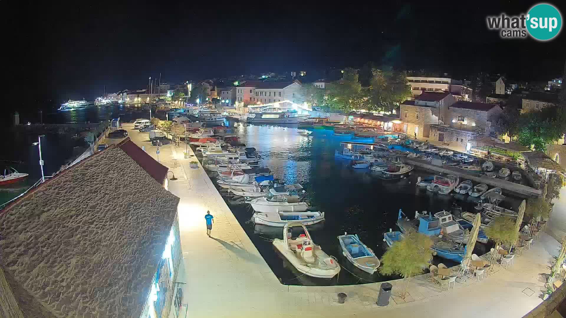 Webcam porto di Bol – Vista live sulla Riva e Marina