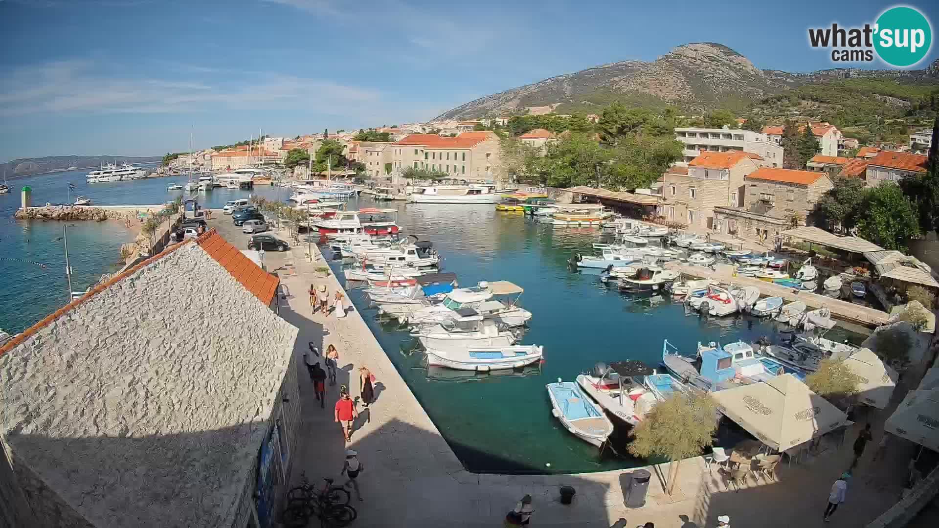 Webcam Bol Hafen – Liveblick auf Bol Riva & Marina