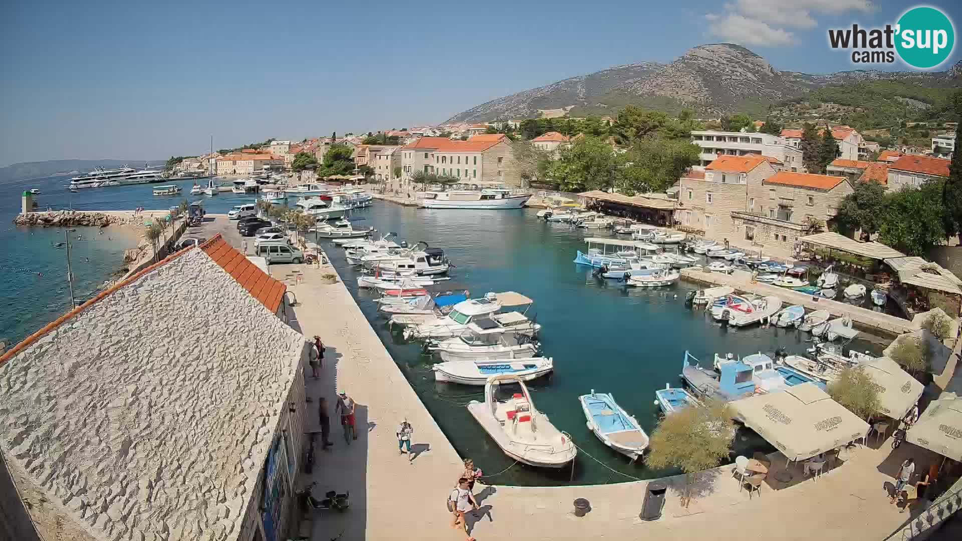 Webcam Bol Hafen – Liveblick auf Bol Riva & Marina