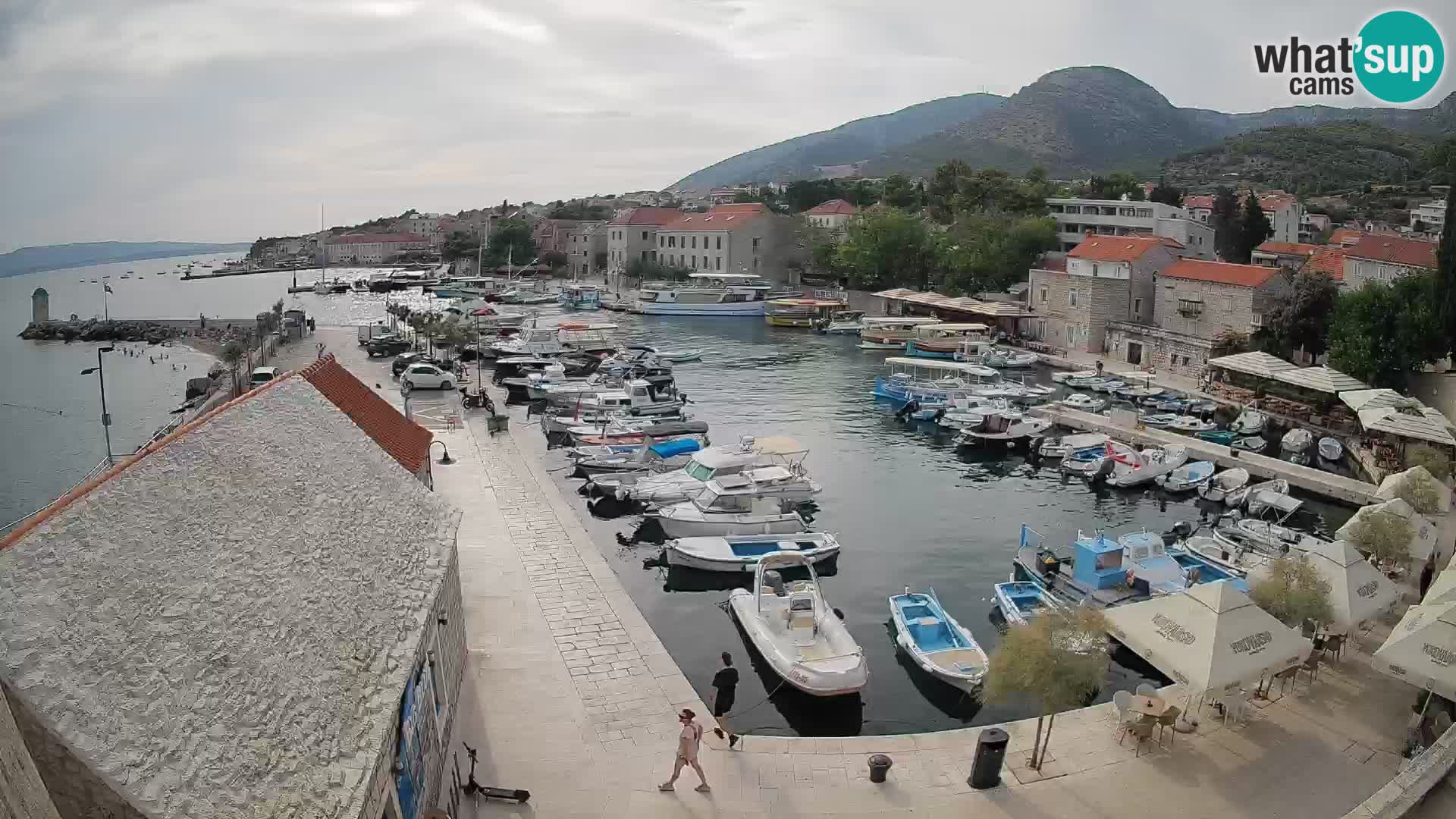 Webcam Bol Harbour – Live View of Bol Riva & Marina