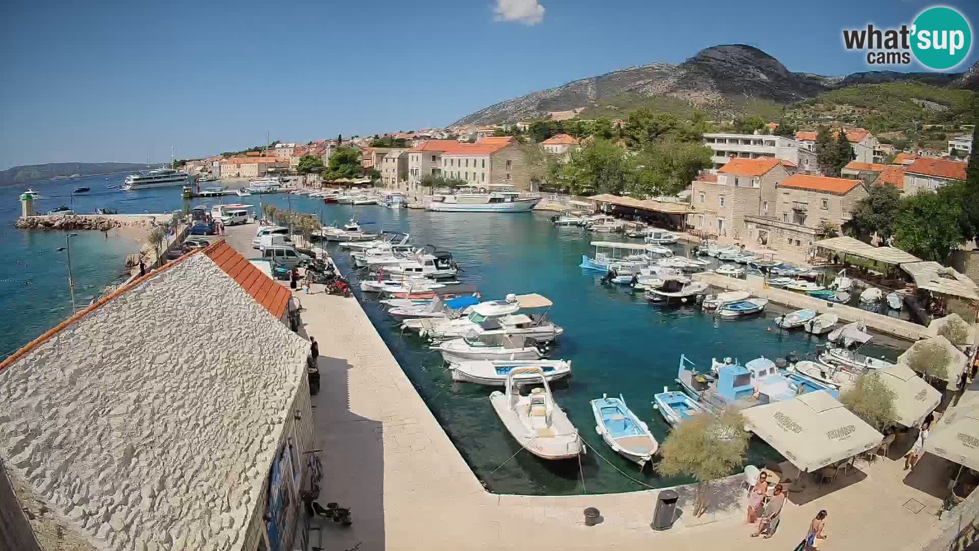 Webcam Bol Harbour – Live View of Bol Riva & Marina