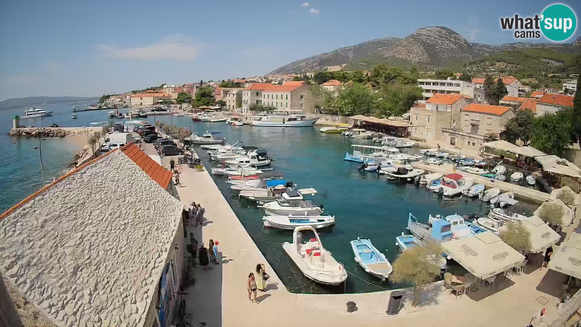 Webcam Bol Hafen – Liveblick auf Bol Riva & Marina