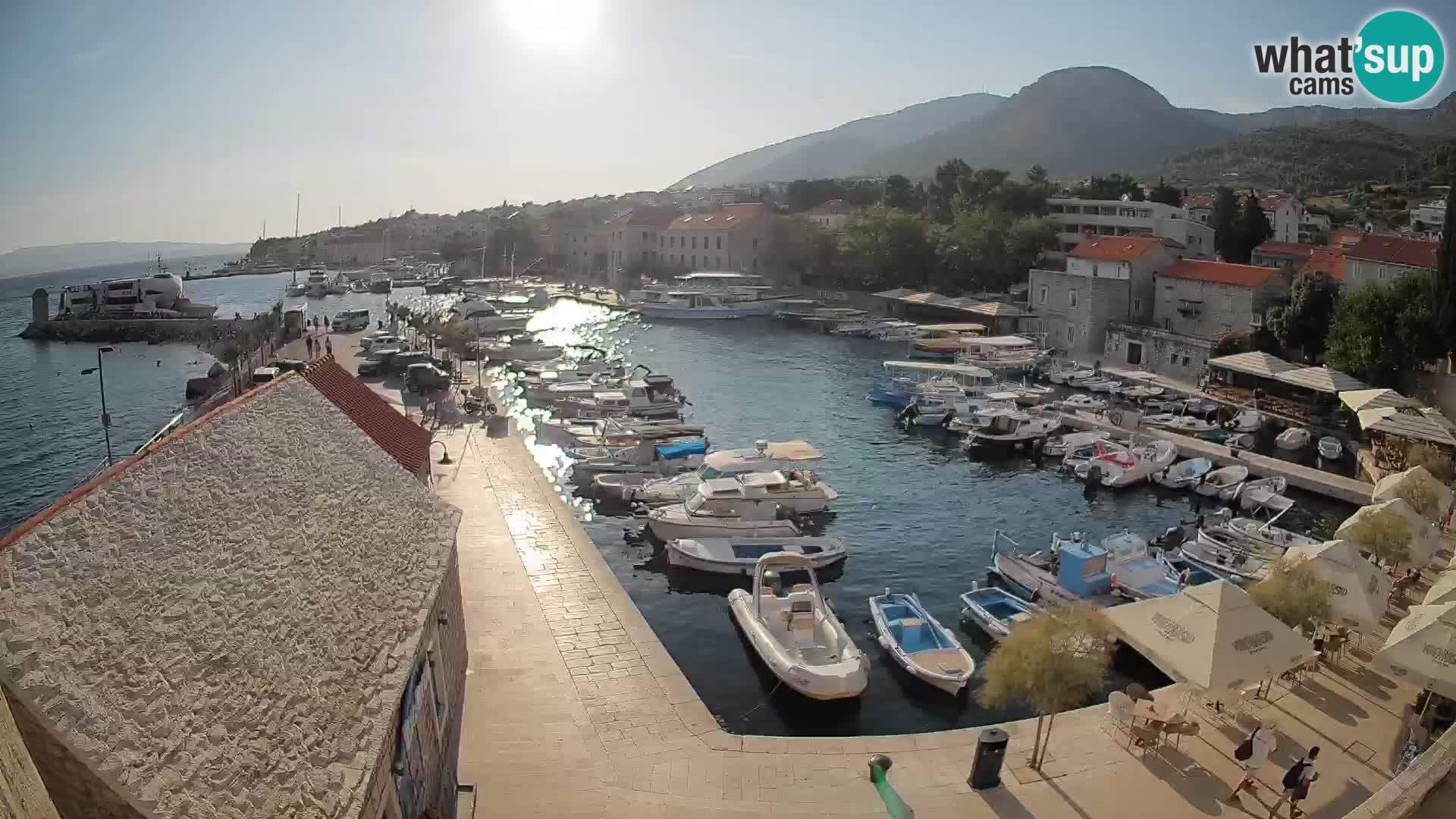 Webcam Bol Harbour – Live View of Bol Riva & Marina