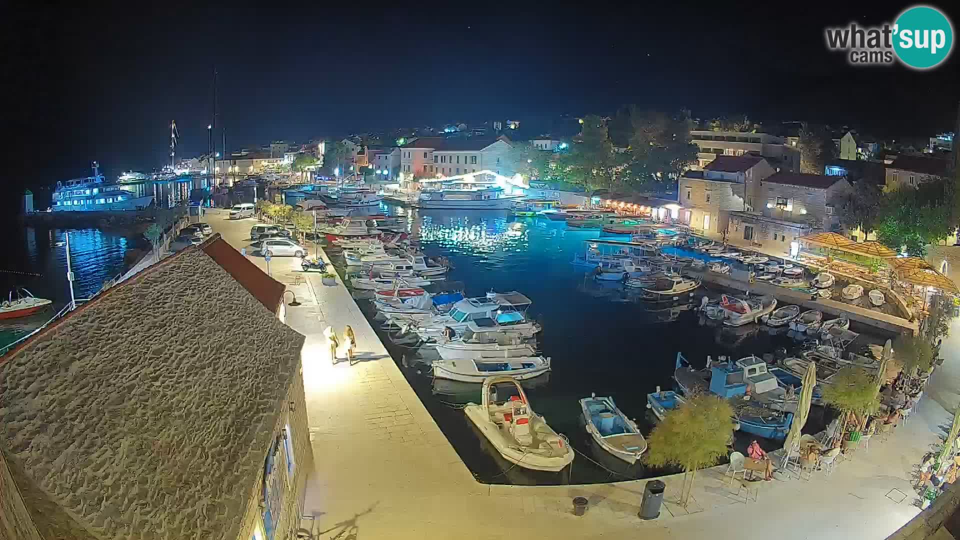Webcam Bol Harbour – Live View of Bol Riva & Marina