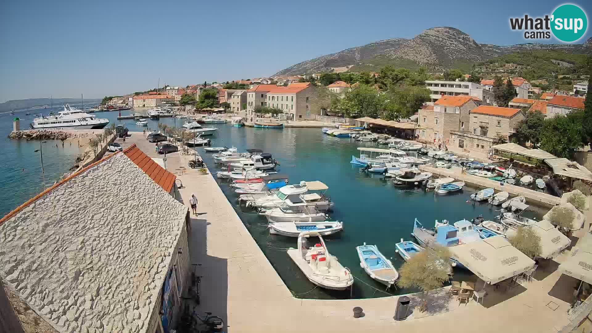 Webcam Bol Hafen – Liveblick auf Bol Riva & Marina