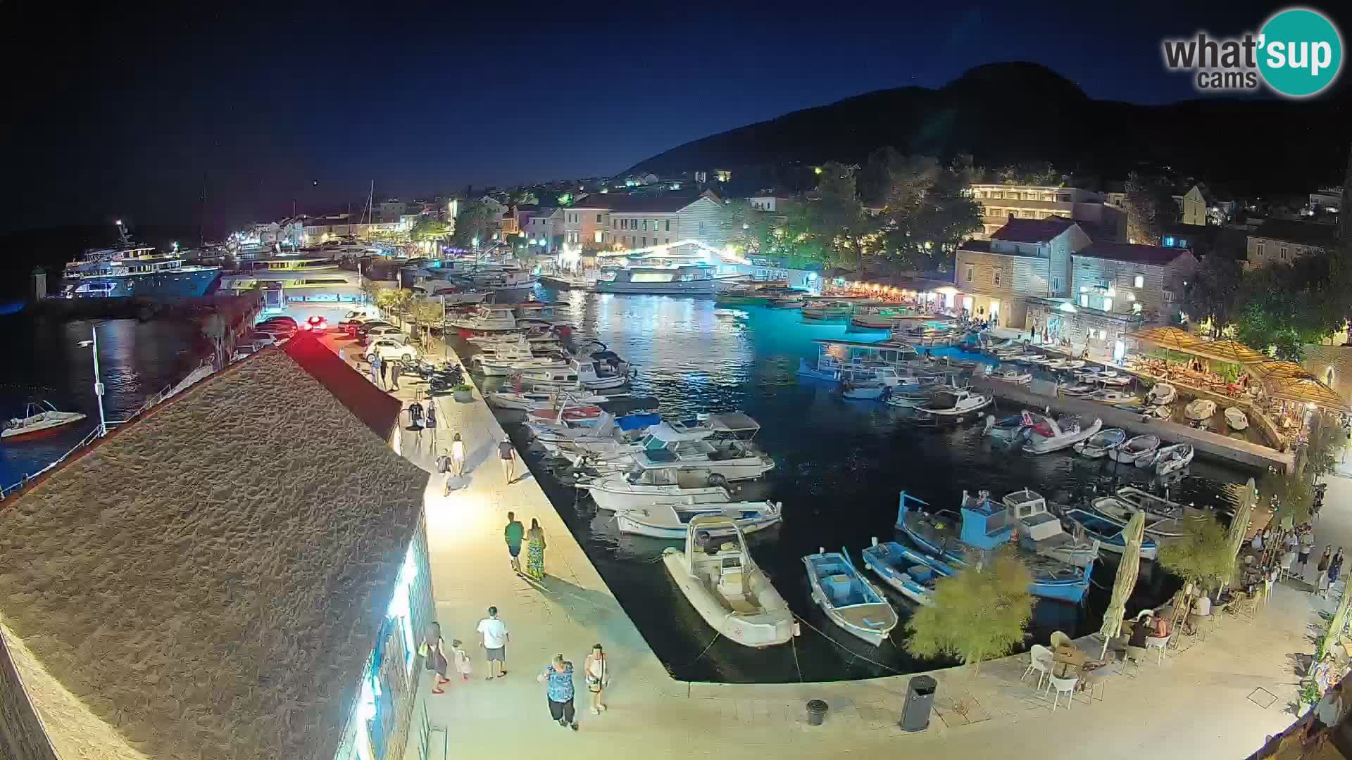 Webcam Bol Hafen – Liveblick auf Bol Riva & Marina