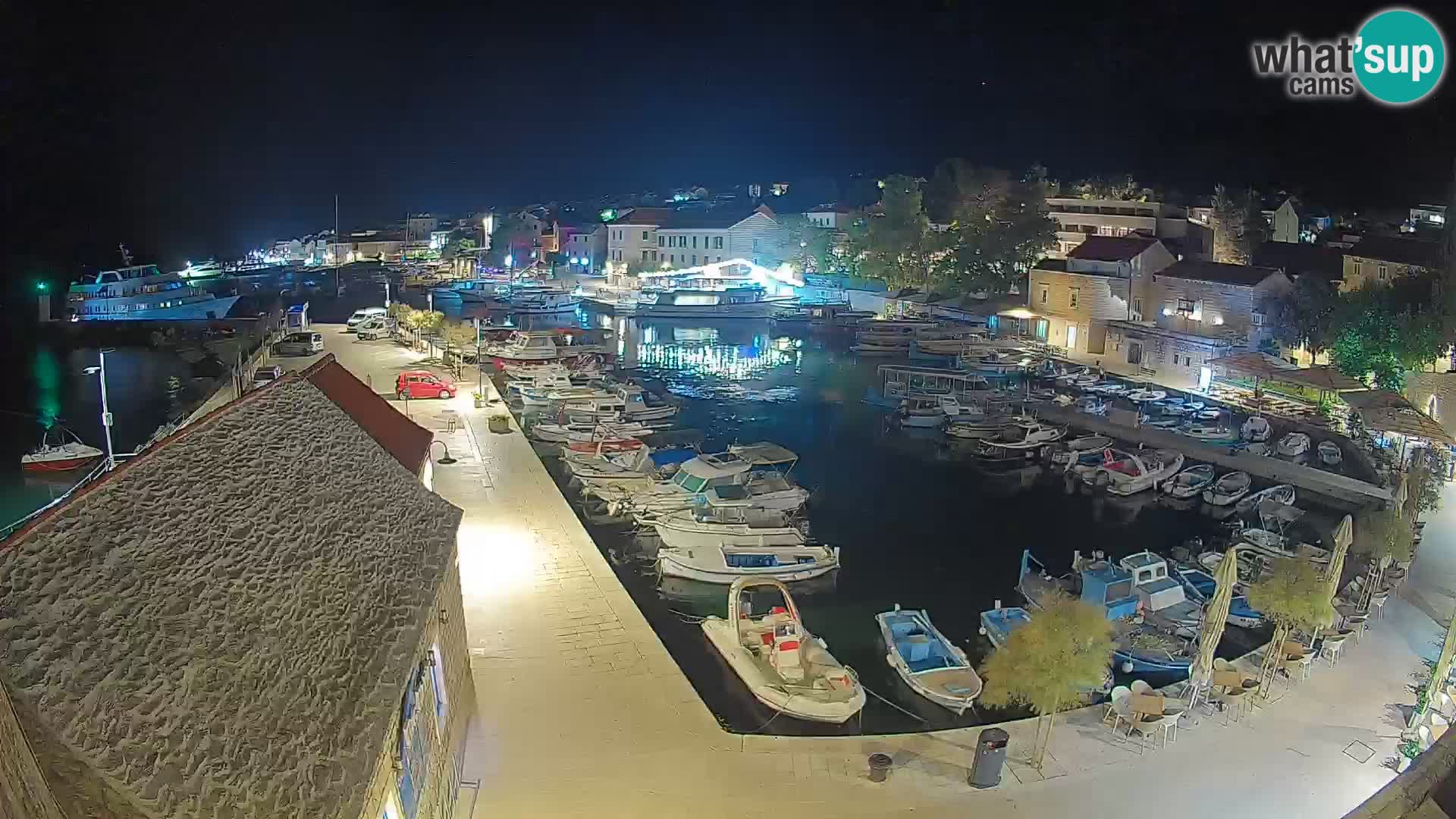 Webcam Bol Hafen – Liveblick auf Bol Riva & Marina