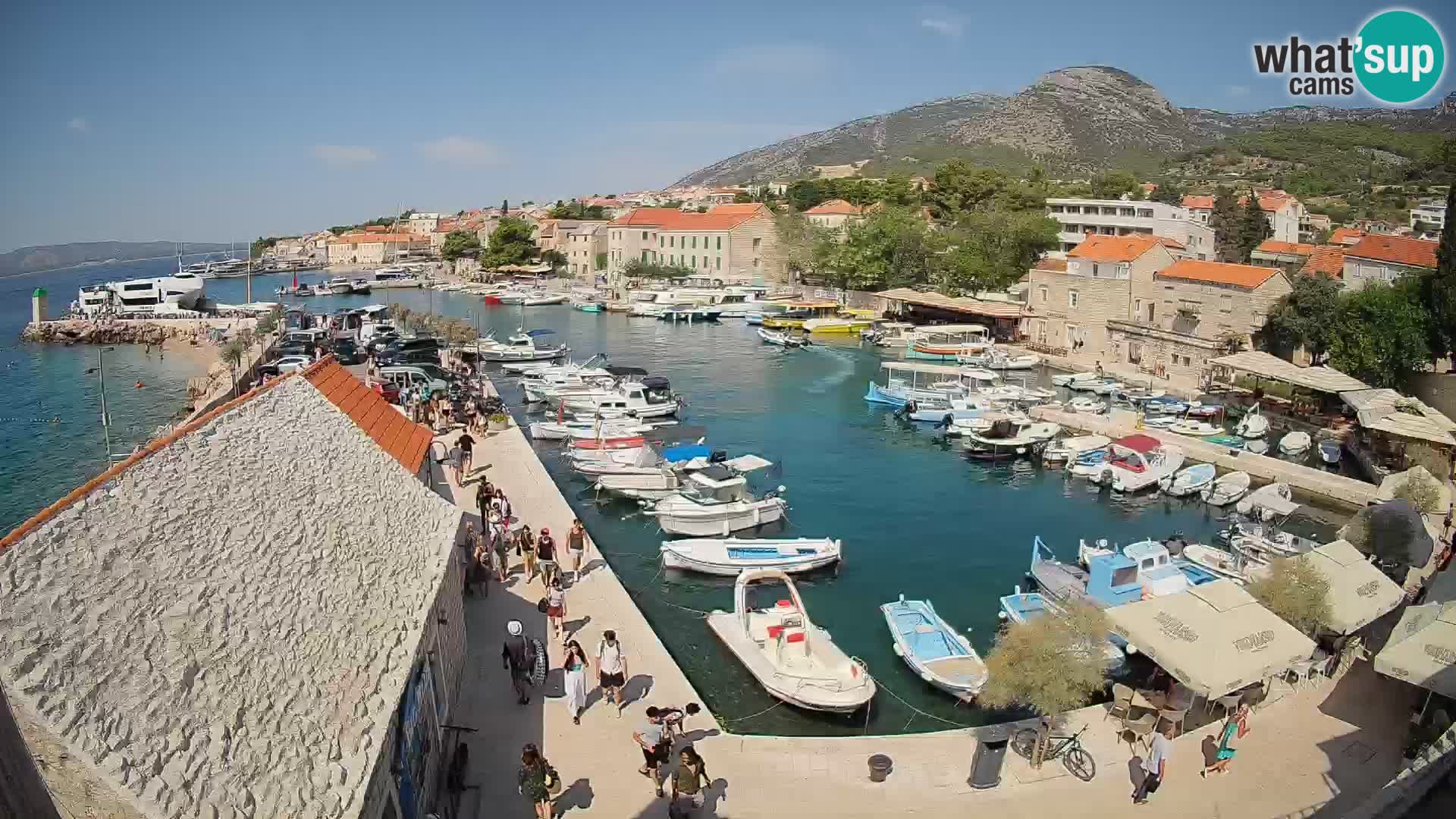 Webcam Bol Hafen – Liveblick auf Bol Riva & Marina