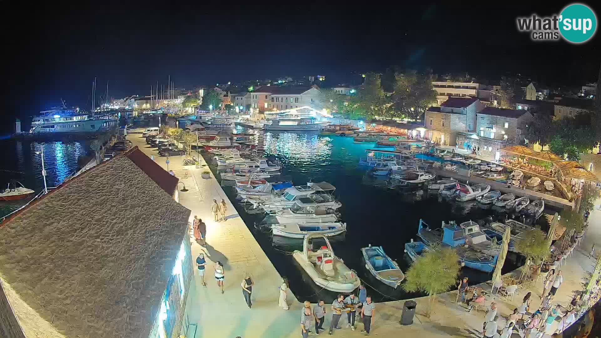 Webcam porto di Bol – Vista live sulla Riva e Marina