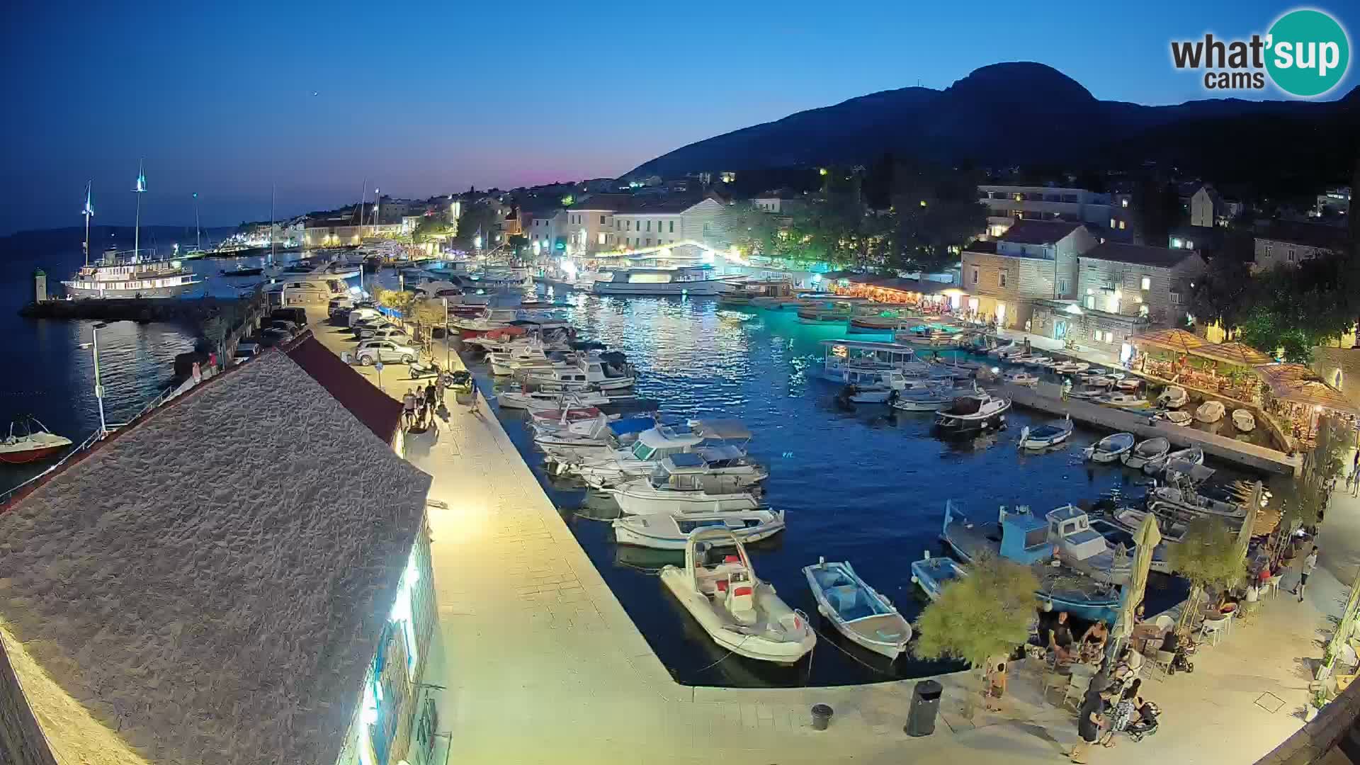 Webcam Bol Harbour – Live View of Bol Riva & Marina