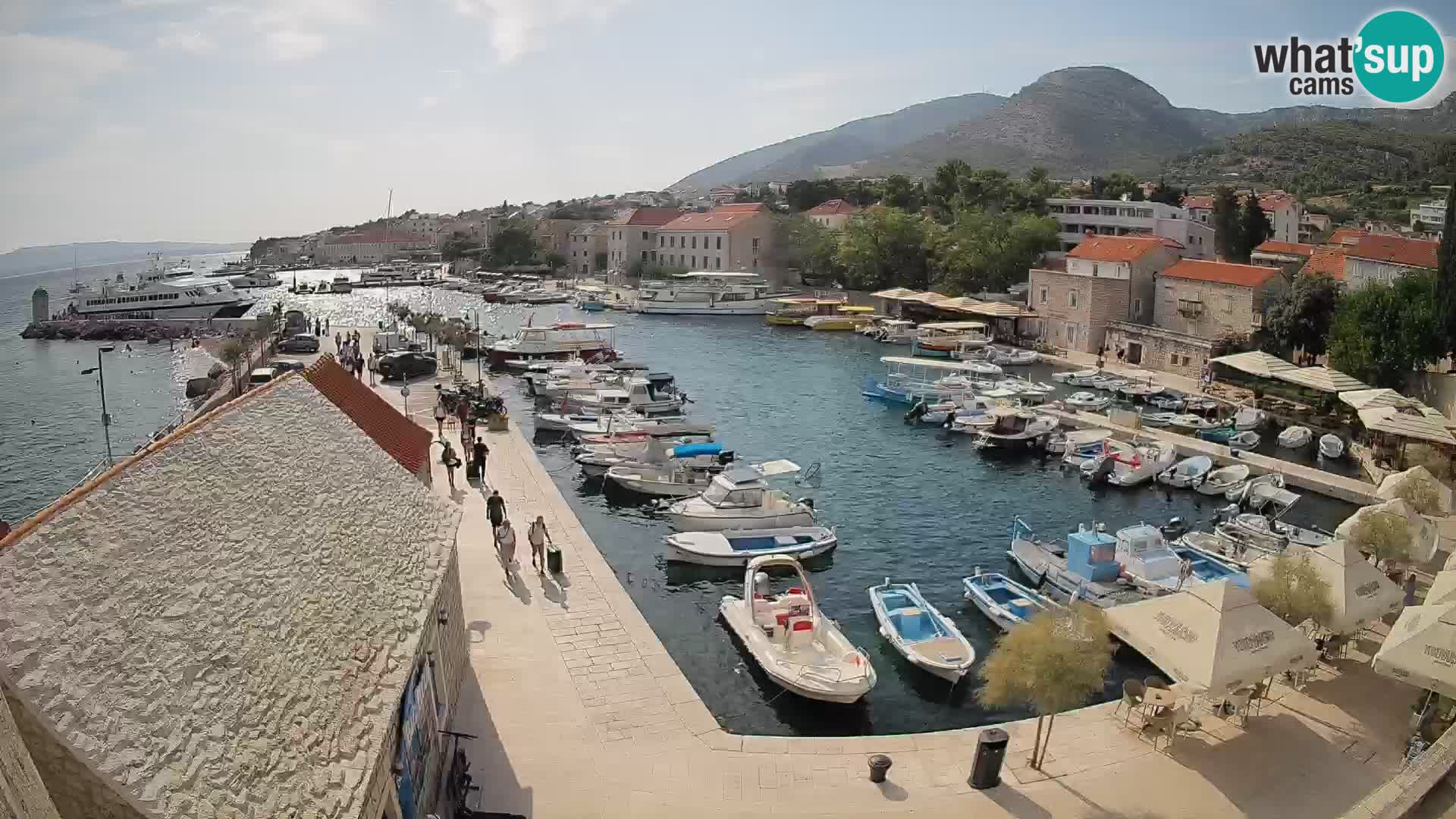 Webcam Bol Hafen – Liveblick auf Bol Riva & Marina