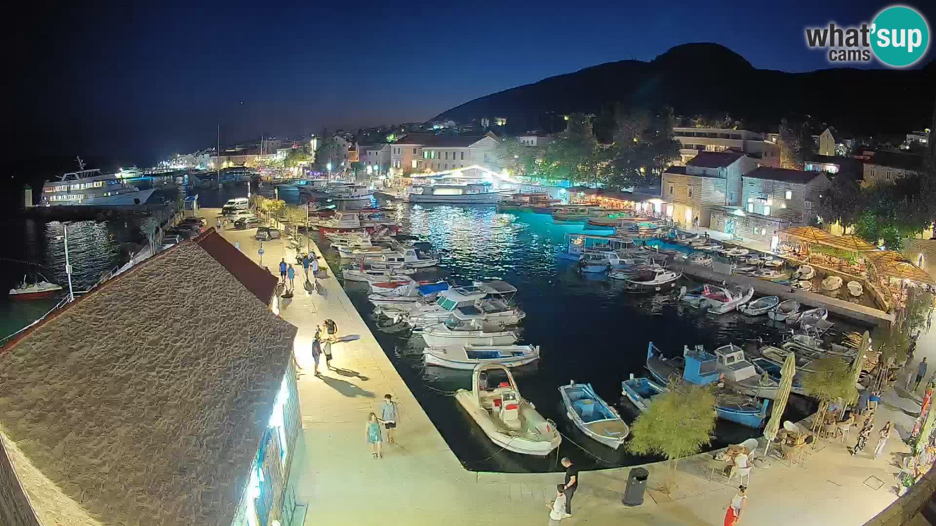 Webcam Bol Harbour – Live View of Bol Riva & Marina