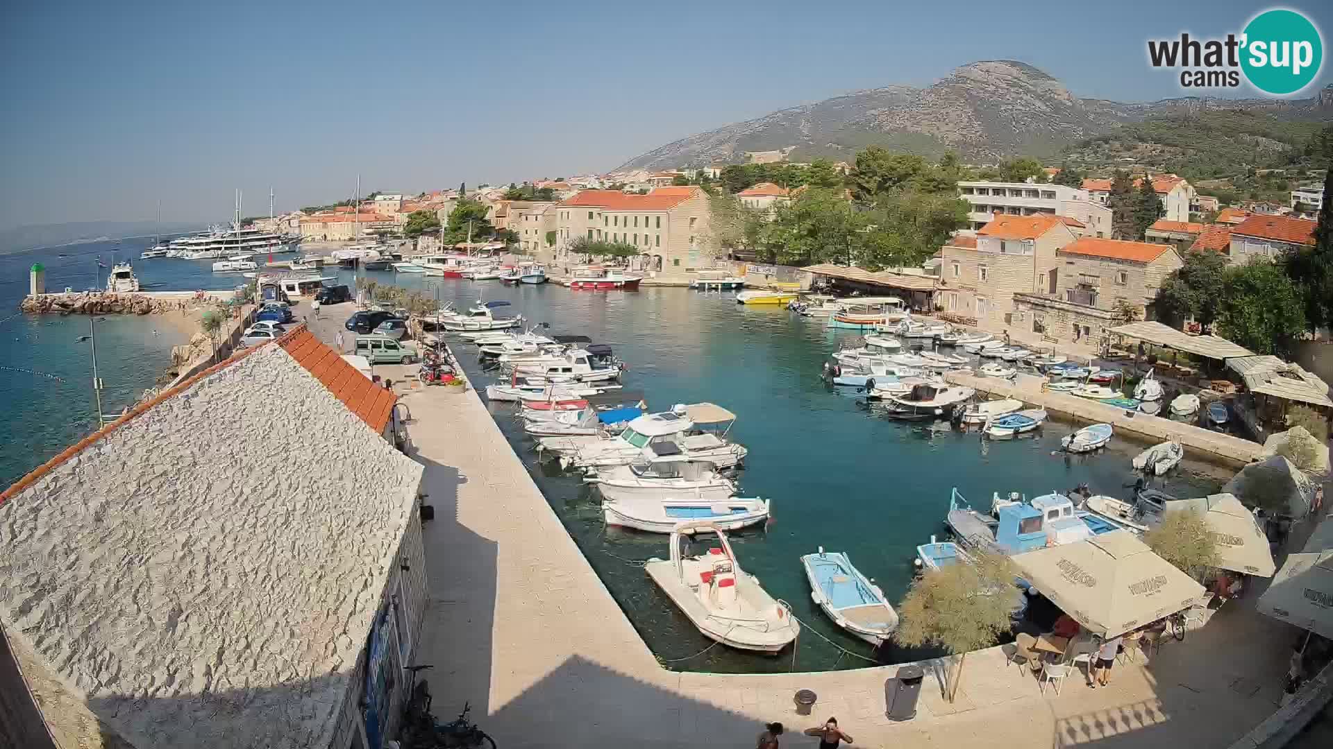 Webcam Bol Harbour – Live View of Bol Riva & Marina