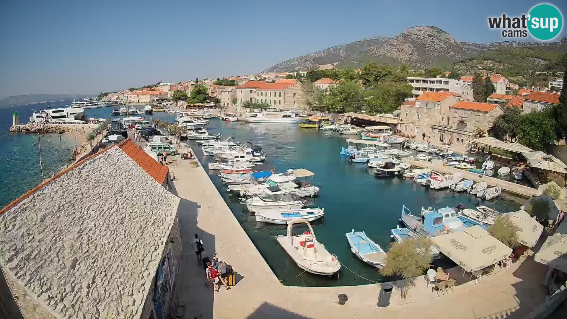 Webcam Bol Hafen – Liveblick auf Bol Riva & Marina
